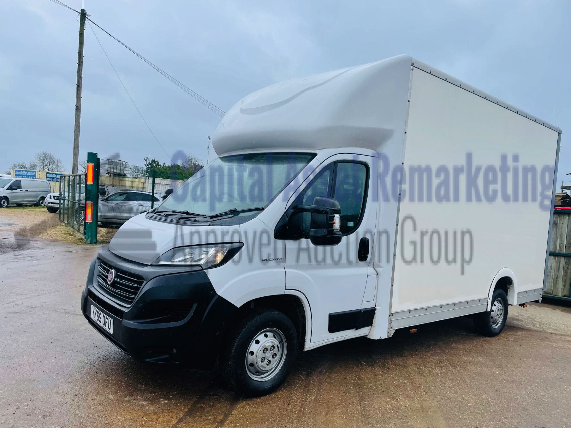 FIAT DUCATO 35 *LWB - LOW LOADER / LUTON BOX VAN* (2020 - EURO 6) '2.3 DIESEL - 140 BHP - 6 SPEED' - Image 6 of 41