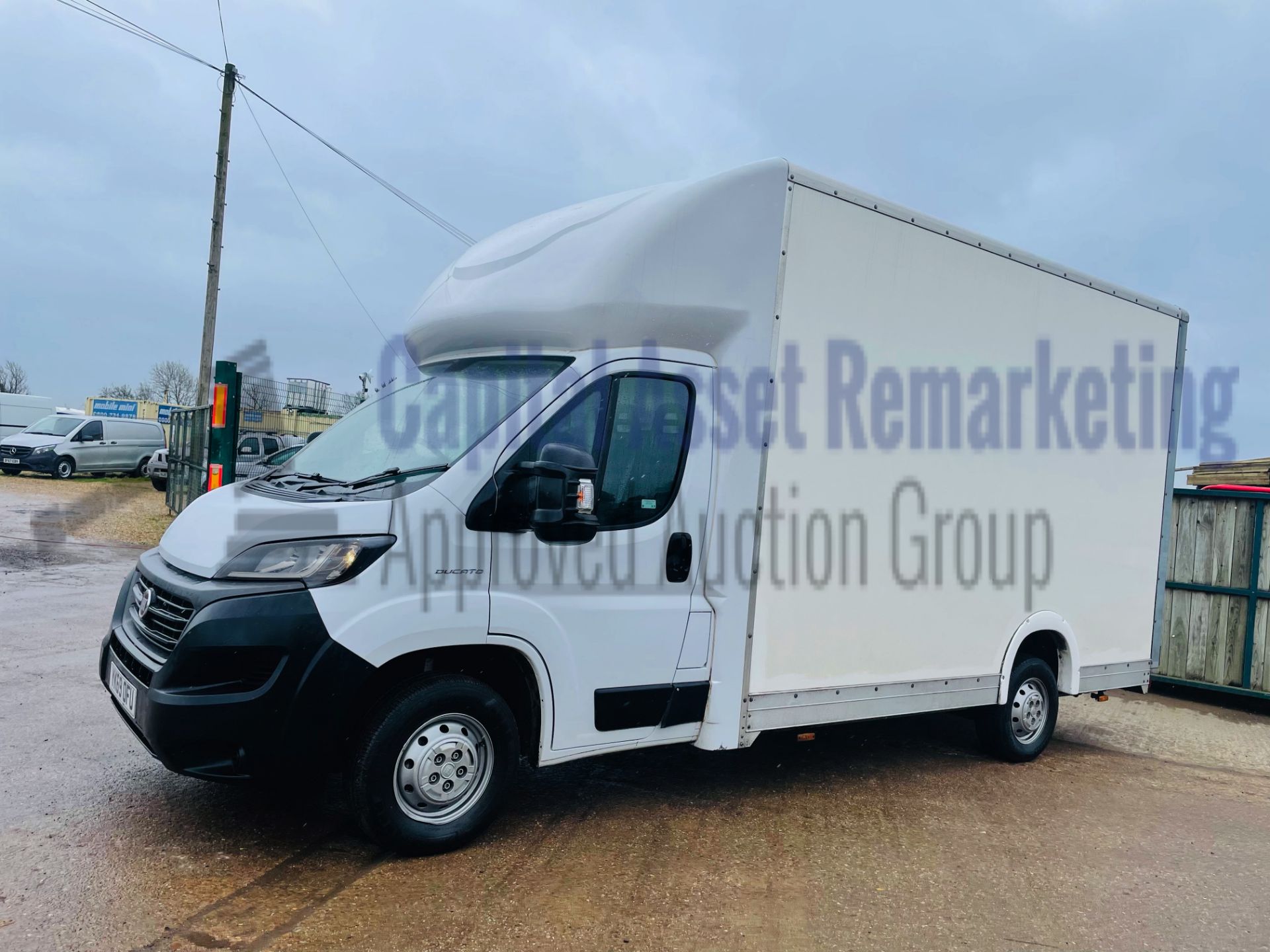 FIAT DUCATO 35 *LWB - LOW LOADER / LUTON BOX VAN* (2020 - EURO 6) '2.3 DIESEL - 140 BHP - 6 SPEED' - Image 7 of 41