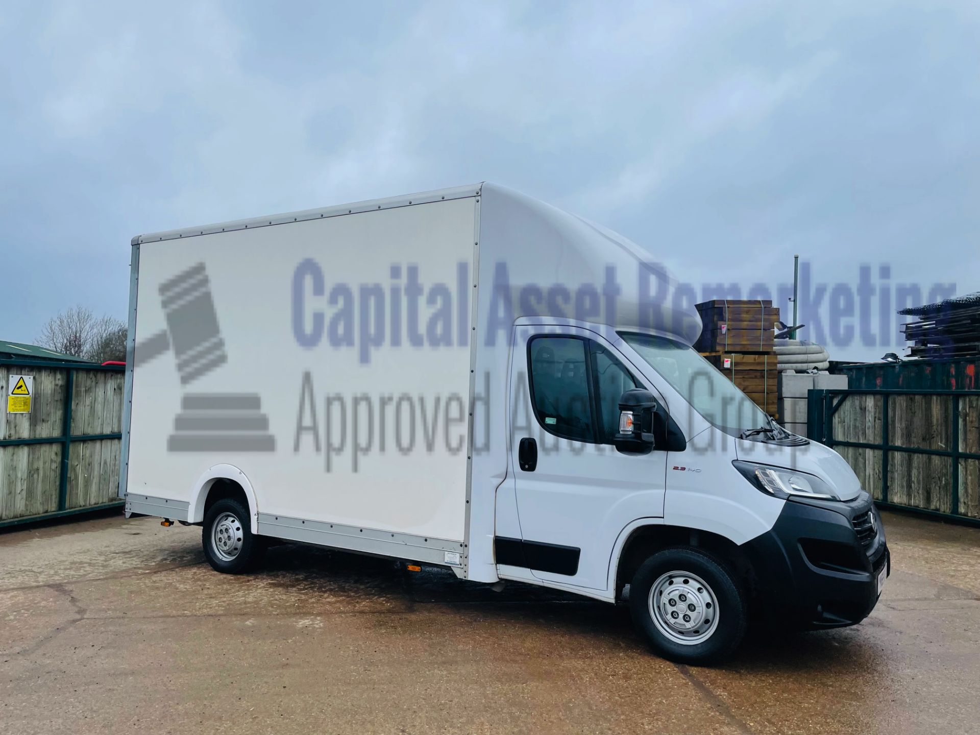 FIAT DUCATO 35 *LWB - LOW LOADER / LUTON BOX VAN* (2020 - EURO 6) '2.3 DIESEL - 140 BHP - 6 SPEED'