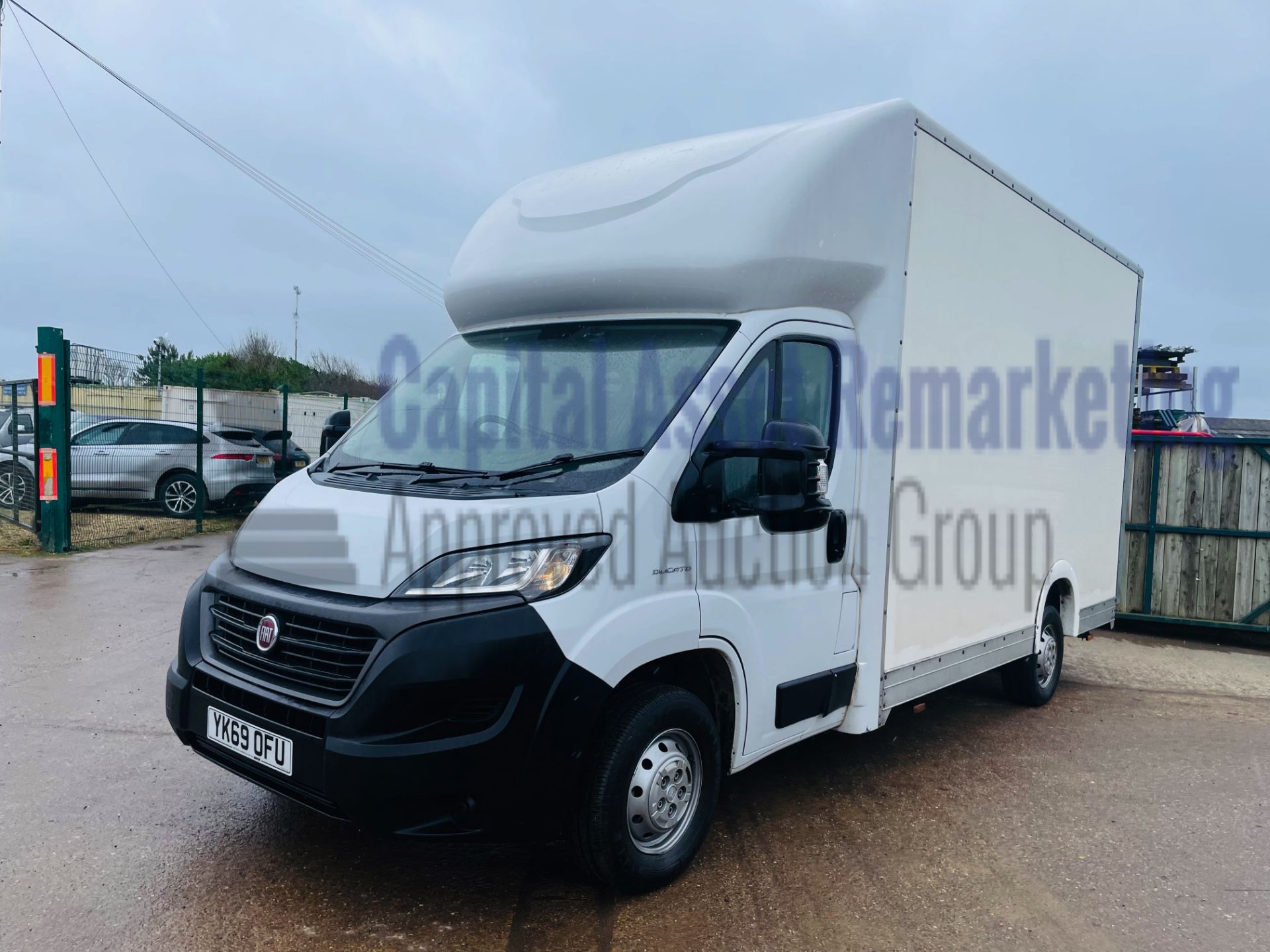 FIAT DUCATO 35 *LWB - LOW LOADER / LUTON BOX VAN* (2020 - EURO 6) '2.3 DIESEL - 140 BHP - 6 SPEED' - Image 5 of 41