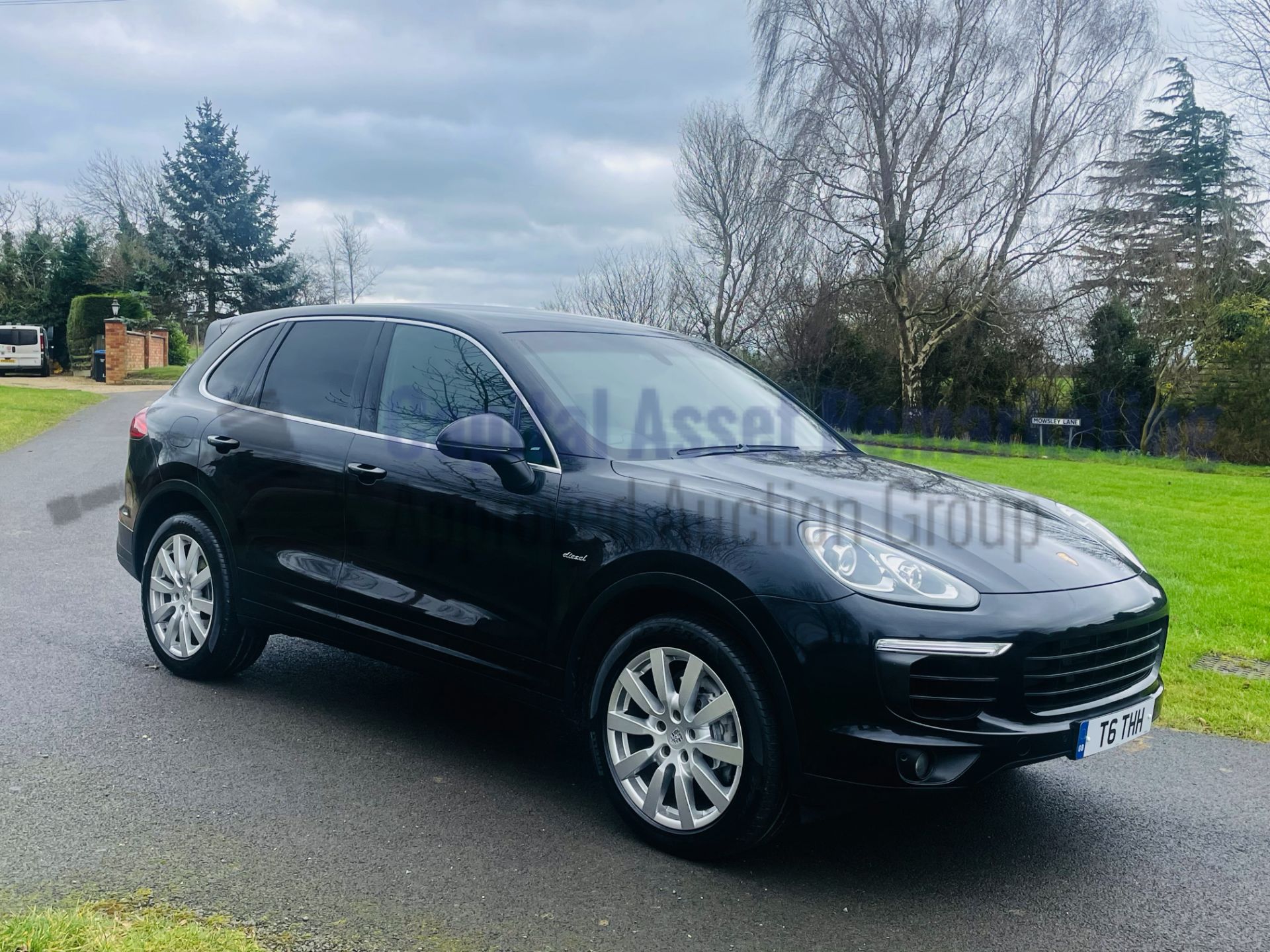 PORSCHE CAYENNE *SPORT SUV* (2017 - EURO 6) '3.0 V6 DIESEL - 8 SPEED AUTO' *MASSIVE SPEC* (NO VAT) - Image 2 of 59