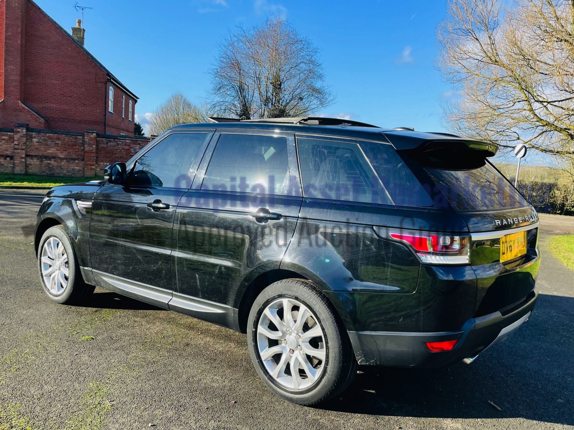 (ON SALE) RANGE ROVER SPORT *HSE EDITION* SUV (2015-NEW MODEL) '3.0 SDV6-8 SPEED AUTO'*FULLY LOADED* - Image 9 of 61