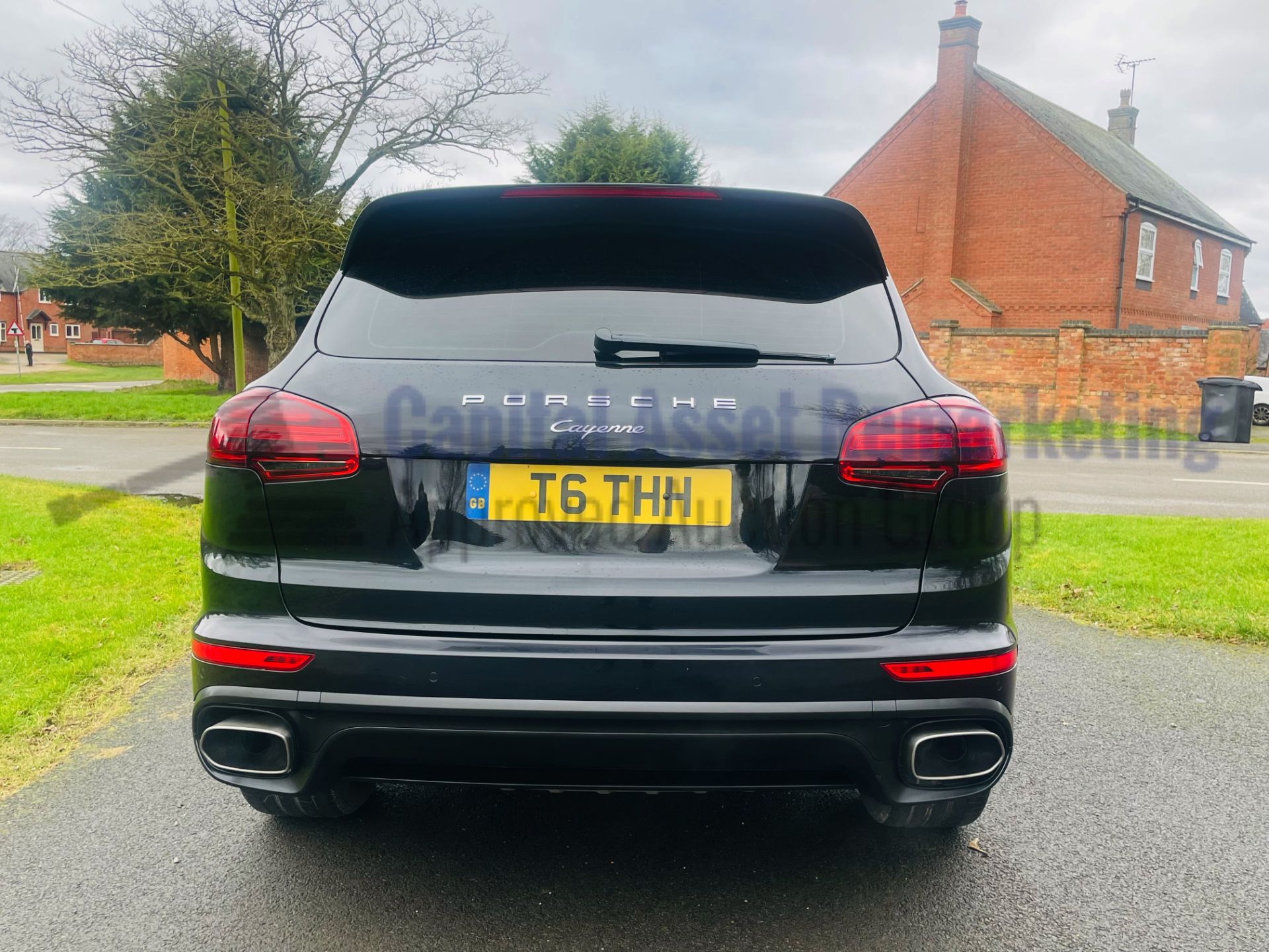 PORSCHE CAYENNE *SPORT SUV* (2017 - EURO 6) '3.0 V6 DIESEL - 8 SPEED AUTO' *MASSIVE SPEC* (NO VAT) - Image 11 of 59