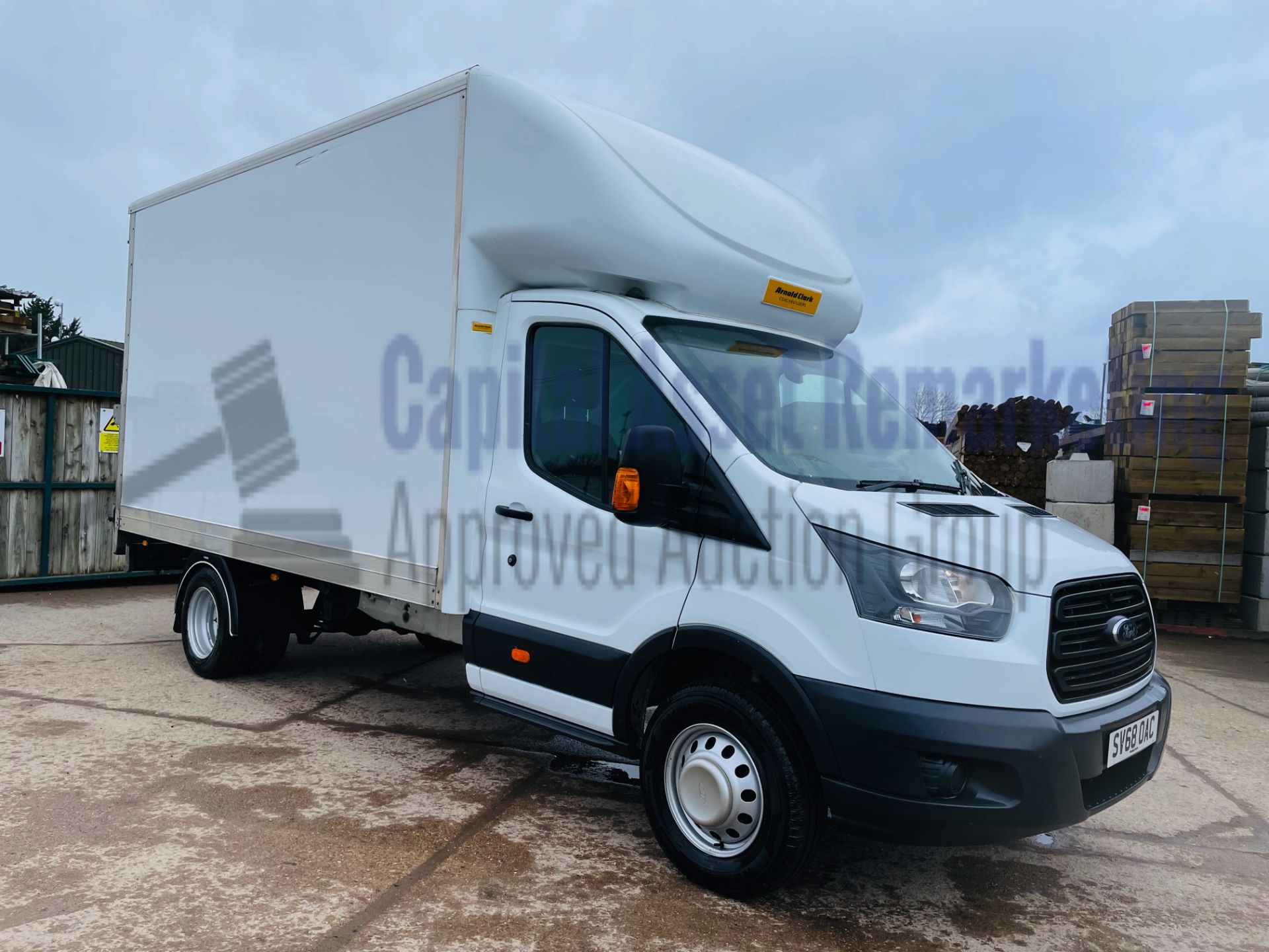 FORD TRANSIT 130 T350L RWD *LWB - LUTON / BOX VAN* (2019 - EURO 6) '2.0 TDCI - 6 SPEED' *TAIL-LIFT* - Image 3 of 45