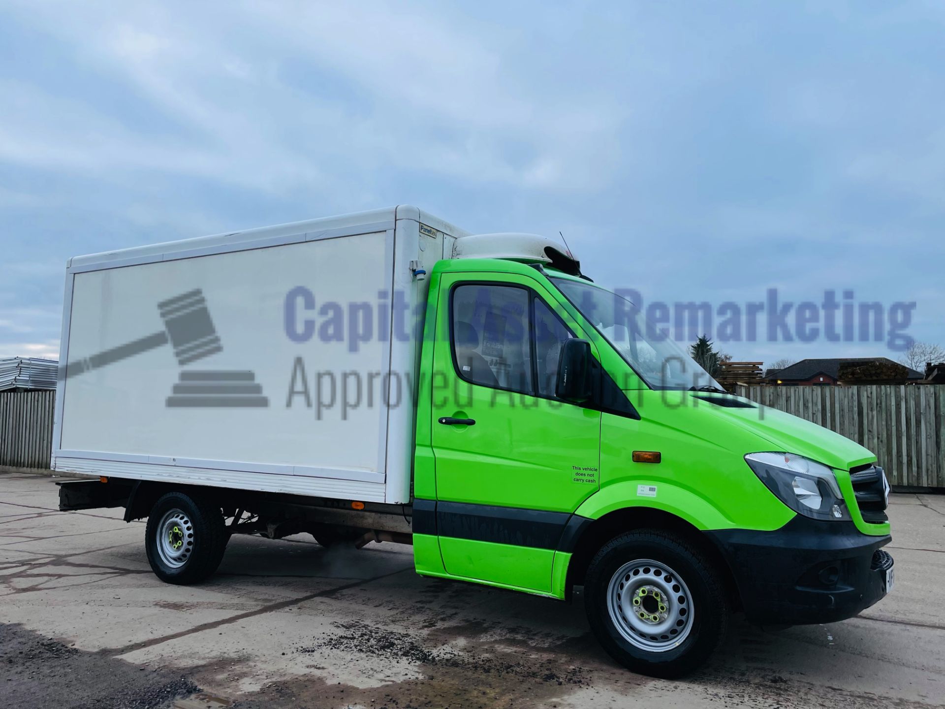 ON SALE MERCEDES-BENZ SPRINTER 313 CDI *LWB - FRIDGE BOX* (2017 - EURO 6) *OVER-NIGHT STANDBY*