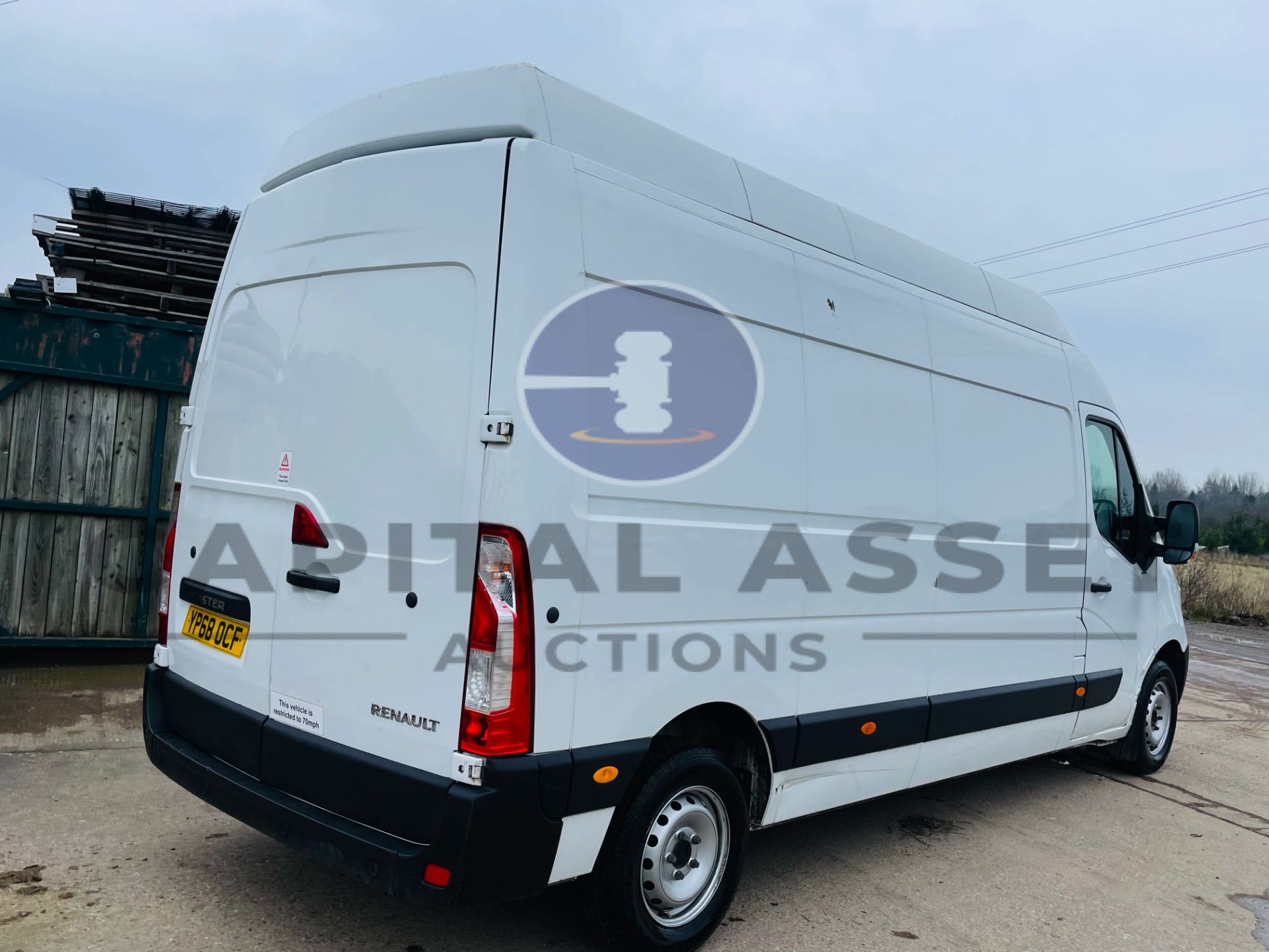 RENAULT MASTER *LWB - EXTRA HI-ROOF* PANEL VAN (2019 - EURO 6) '2.3 DCI-6 SPEED' *SAT NAV* (3500 KG) - Image 12 of 37