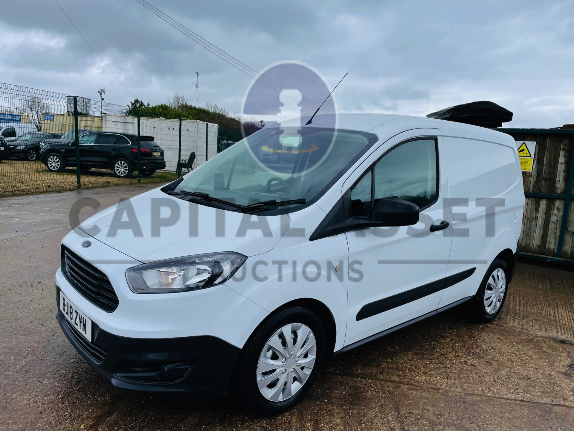 ON SALE FORD TRANSIT COURIER *LCV - PANEL VAN* (2018 - EURO 6) '1.5 TDCI - STOP/START' (1 OWNER - Image 6 of 35