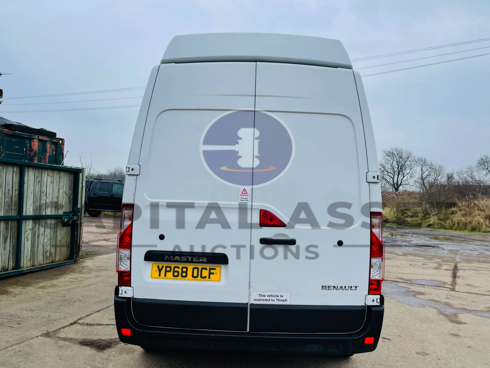 RENAULT MASTER *LWB - EXTRA HI-ROOF* PANEL VAN (2019 - EURO 6) '2.3 DCI-6 SPEED' *SAT NAV* (3500 KG) - Image 11 of 37