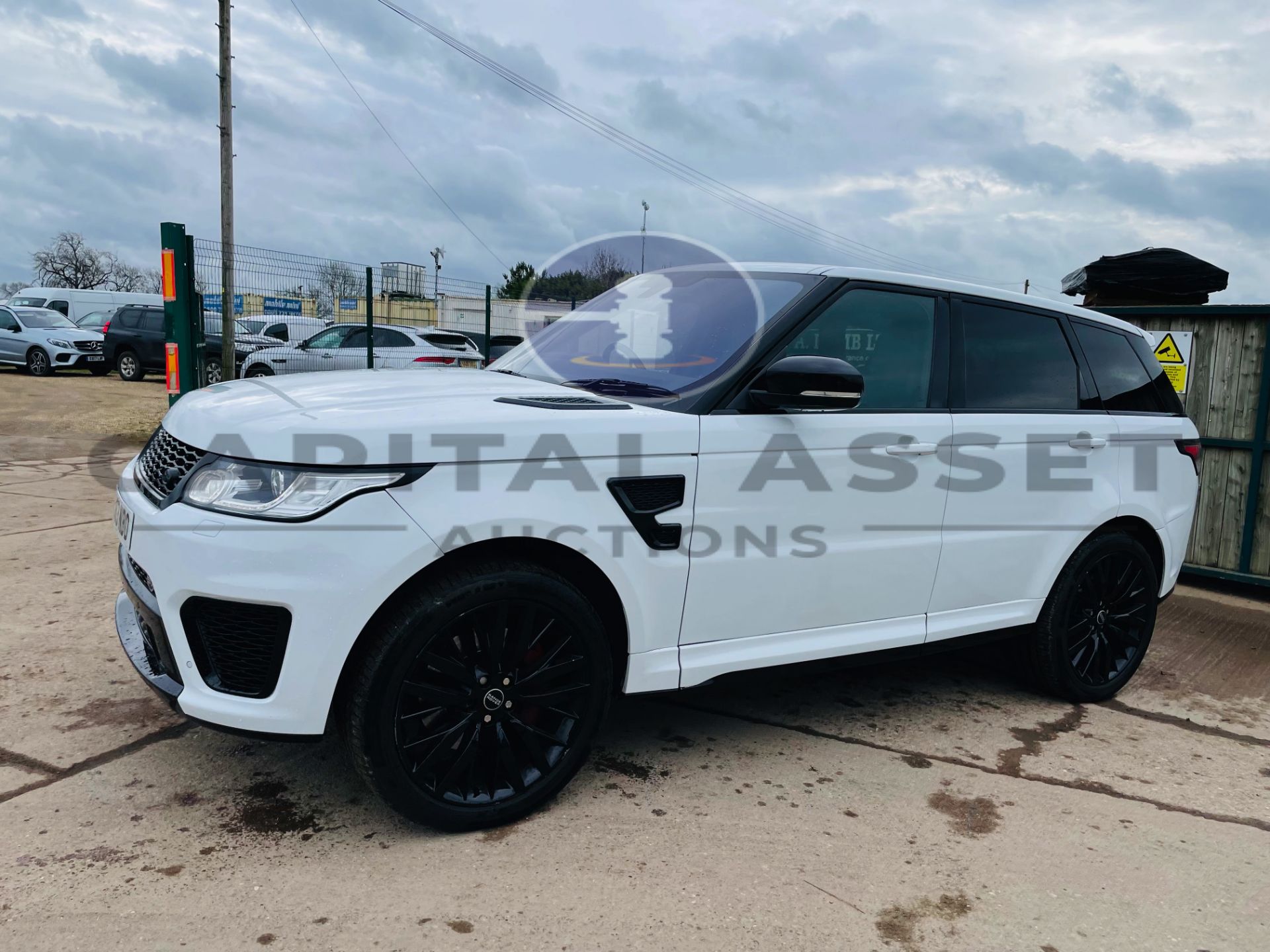 ON SALE RANGE ROVER SPORT *HSE DYNAMIC - SVR STYLING* SUV (2014) '3.0 SDV6 - ' **(NO VAT** - Image 7 of 53