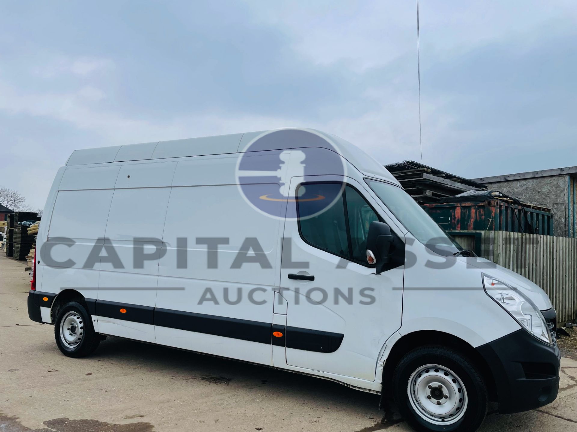 RENAULT MASTER *LWB - EXTRA HI-ROOF* PANEL VAN (2019 - EURO 6) '2.3 DCI-6 SPEED' *SAT NAV* (3500 KG)