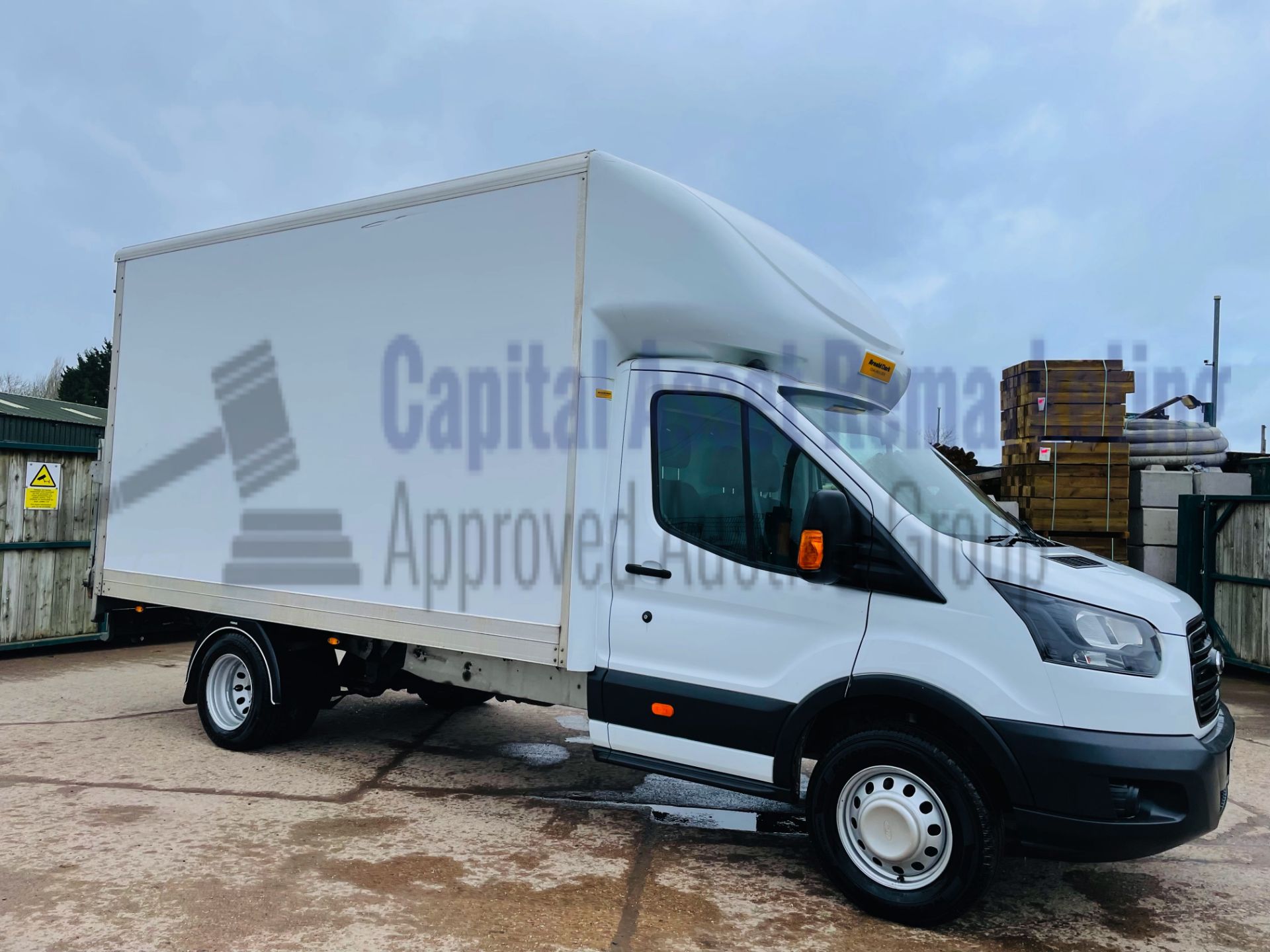 FORD TRANSIT 130 T350L RWD *LWB - LUTON / BOX VAN* (2019 - EURO 6) '2.0 TDCI - 6 SPEED' *TAIL-LIFT*