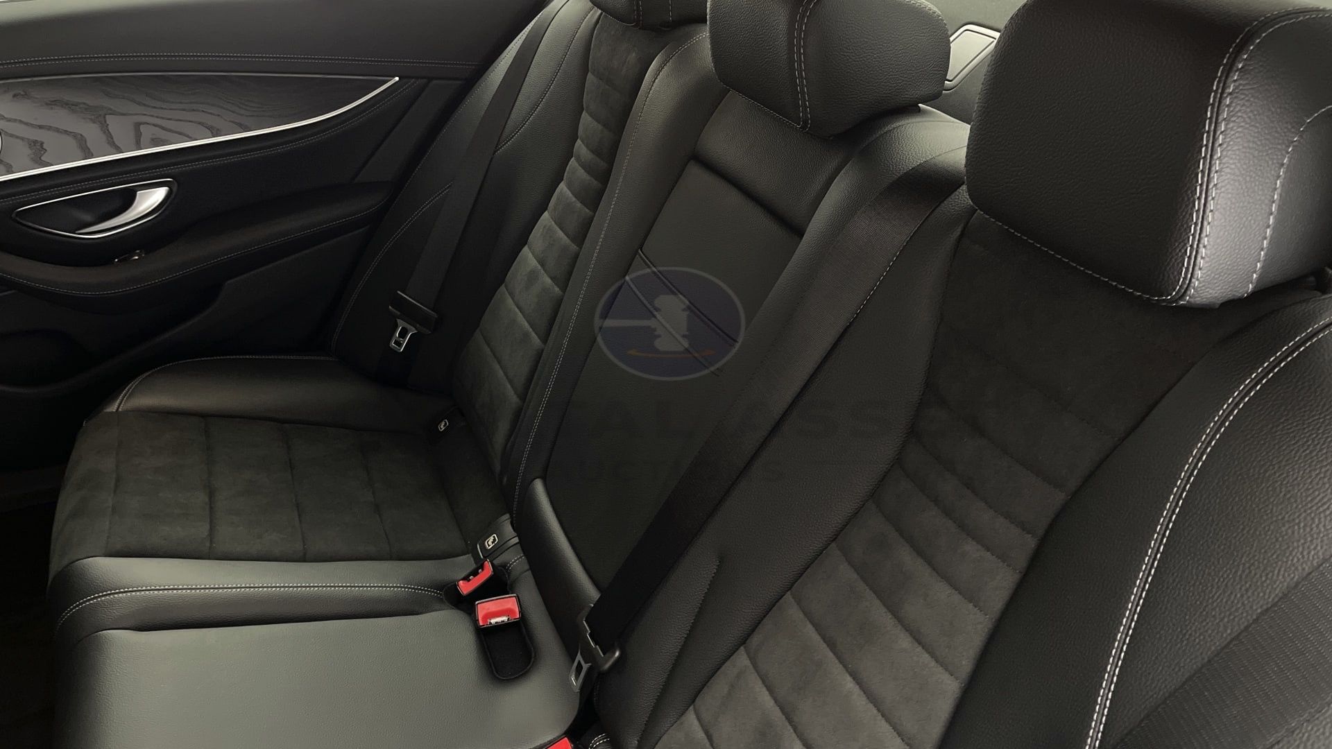 (On Sale) MERCEDES E350d V6 DIESEL "AMG LINE" 9G TRONIC (18 REG) LEATHER - SAT NAV - LOW MILEAGE - Image 11 of 12