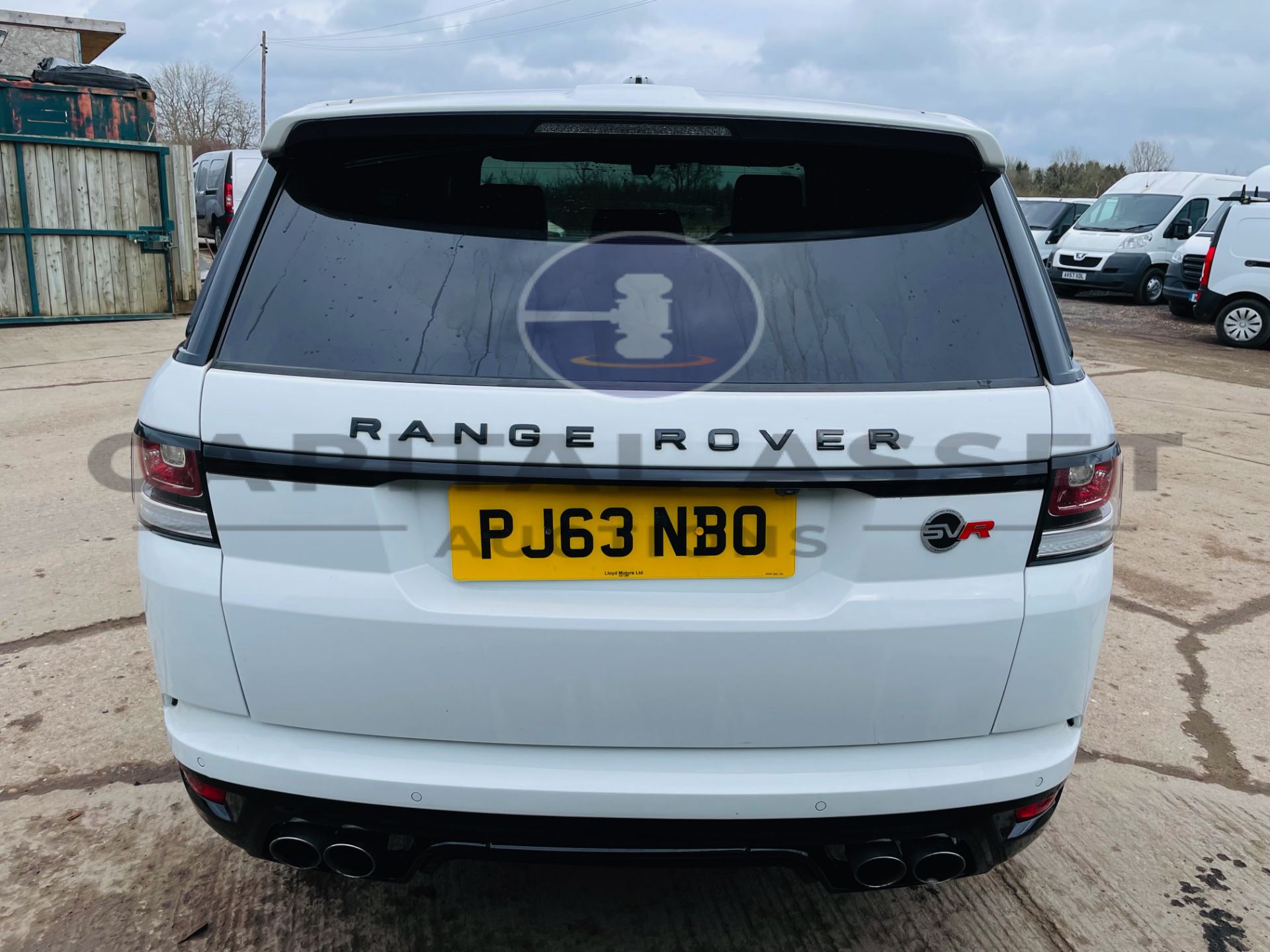 ON SALE RANGE ROVER SPORT *HSE DYNAMIC - SVR STYLING* SUV (2014) '3.0 SDV6 - ' **(NO VAT** - Image 11 of 53