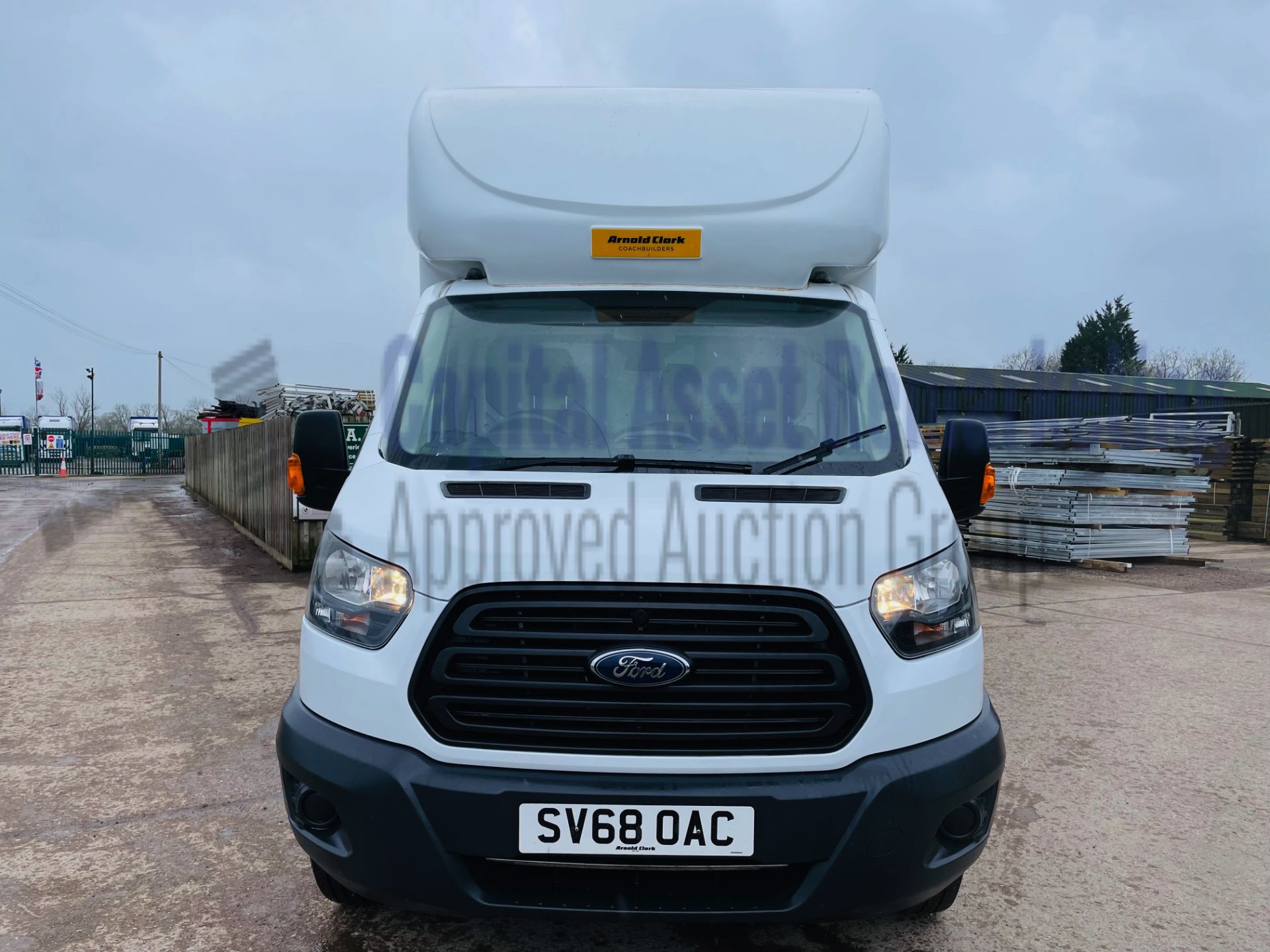 FORD TRANSIT 130 T350L RWD *LWB - LUTON / BOX VAN* (2019 - EURO 6) '2.0 TDCI - 6 SPEED' *TAIL-LIFT* - Image 4 of 45