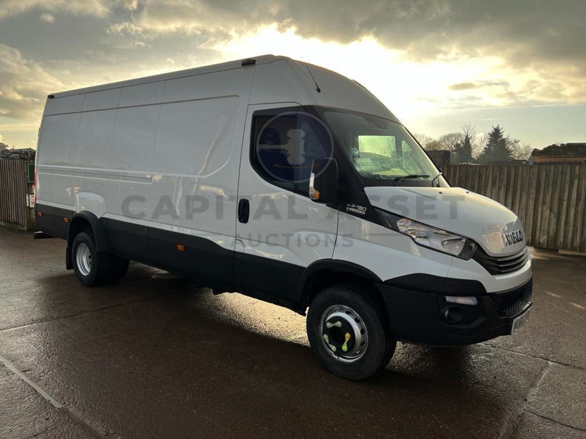 IVECO DAILY 65-180 HI MATIC XLWB (2017 MODEL) VERY RARE - EURO 6 - AIR CON - SAT NAV - CRUISE