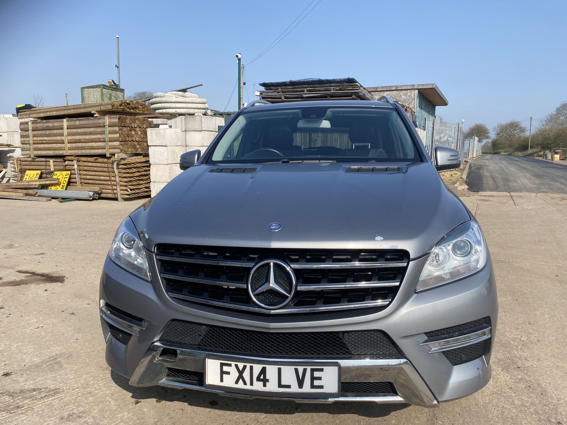 MERCEDES ML250d "AMG-LINE SPORT PREMIUM" AUTO -NEW SHAPE - 14 REG - 1 OWNER - HUGE SPEC -ELEC ROOF - Image 8 of 31