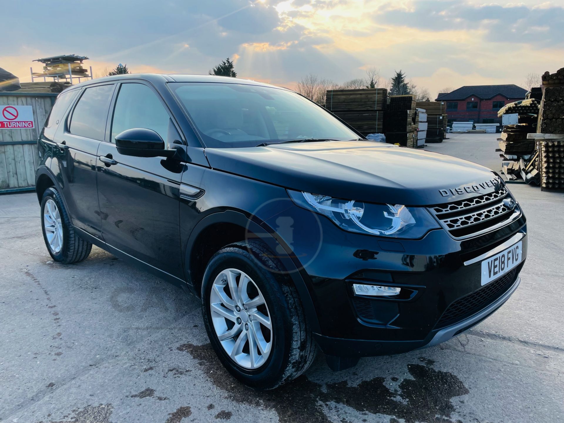 (On Sale) LAND ROVER DISCOVERY SPORT *SE TECH* 7 SEATER SUV (2018 - EURO 6) TD4 - AUTO *LOW MILEAGE* - Image 3 of 35