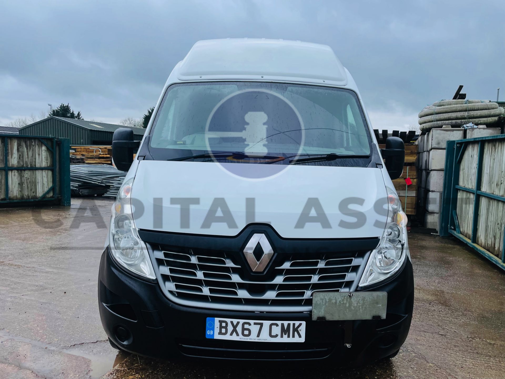 (On Sale) RENAULT MASTER *LWB - EXTRA HI-ROOF* (67 REG - EURO 6) 2.3 DCI-6 SPEED *SAT NAV* (1 OWNER) - Image 4 of 42