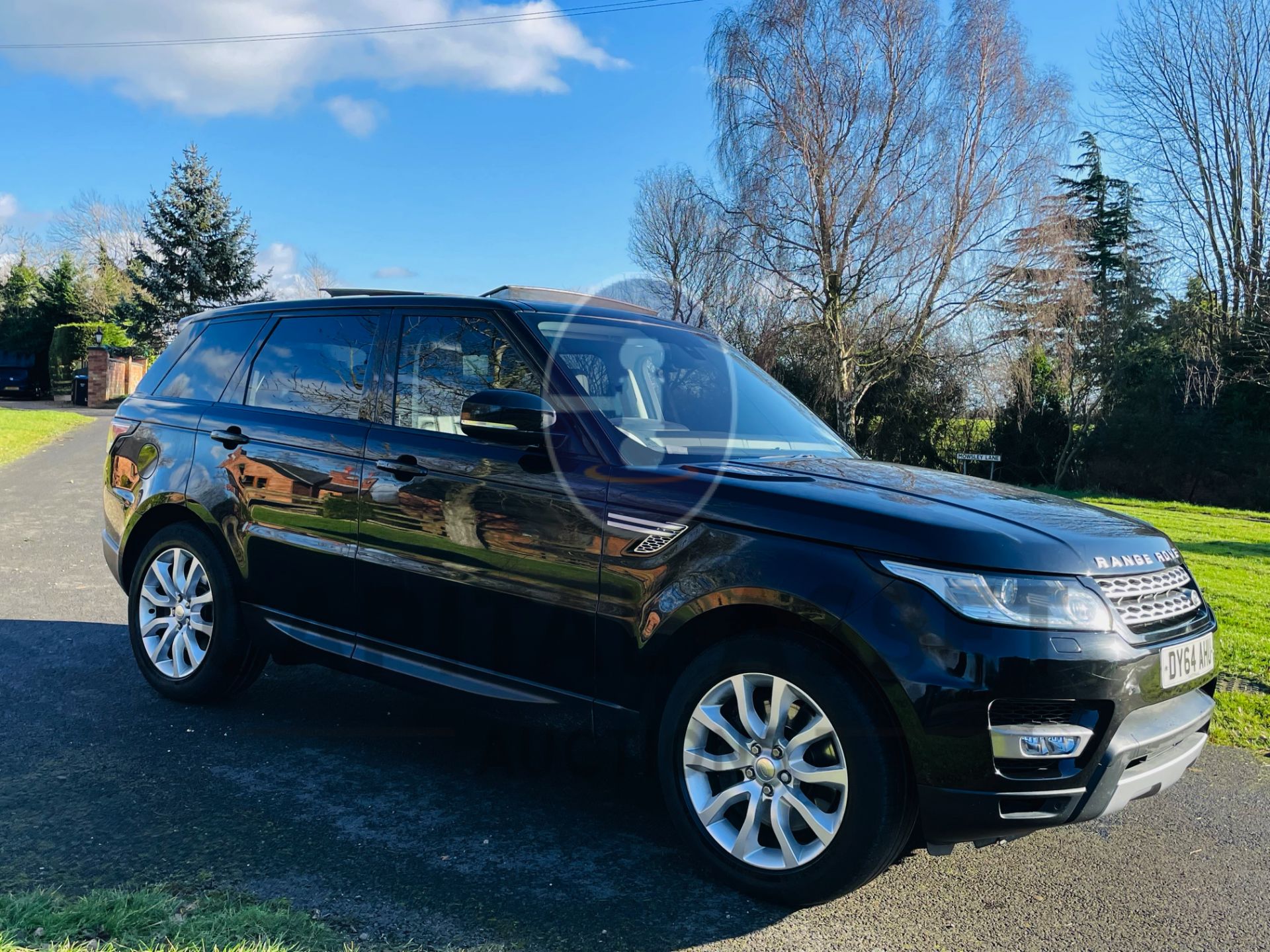 RANGE ROVER SPORT *HSE* SUV (2015 MODEL) 3.0 SDV6 - 8 SPEED AUTO *PAN ROOF - FULLY LOADED* (NO VAT) - Image 12 of 62