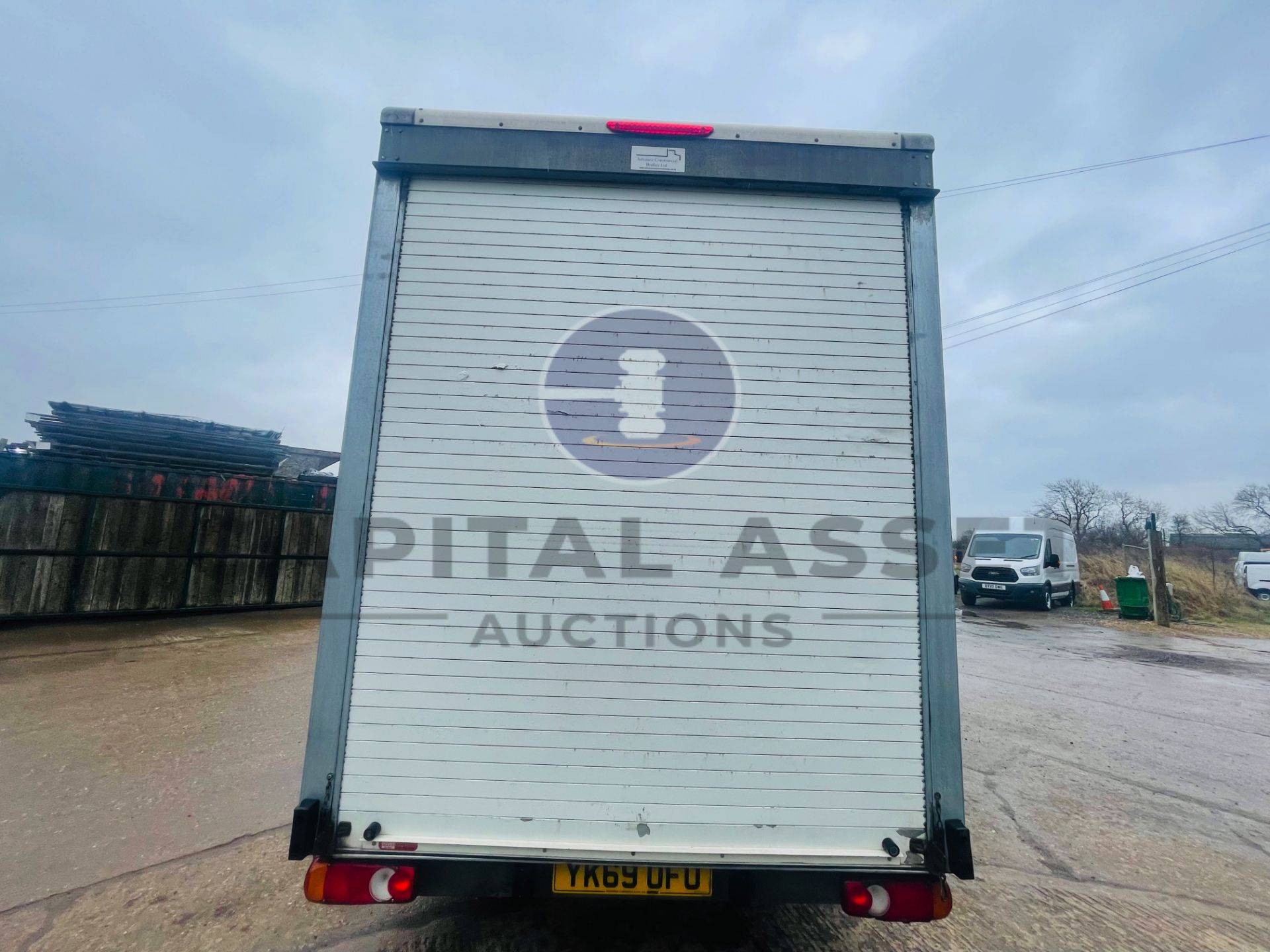 FIAT DUCATO 35 *LWB - LOW LOADER / LUTON BOX VAN* (2020 - EURO 6) '2.3 DIESEL - 140 BHP - 6 SPEED' - Image 11 of 41