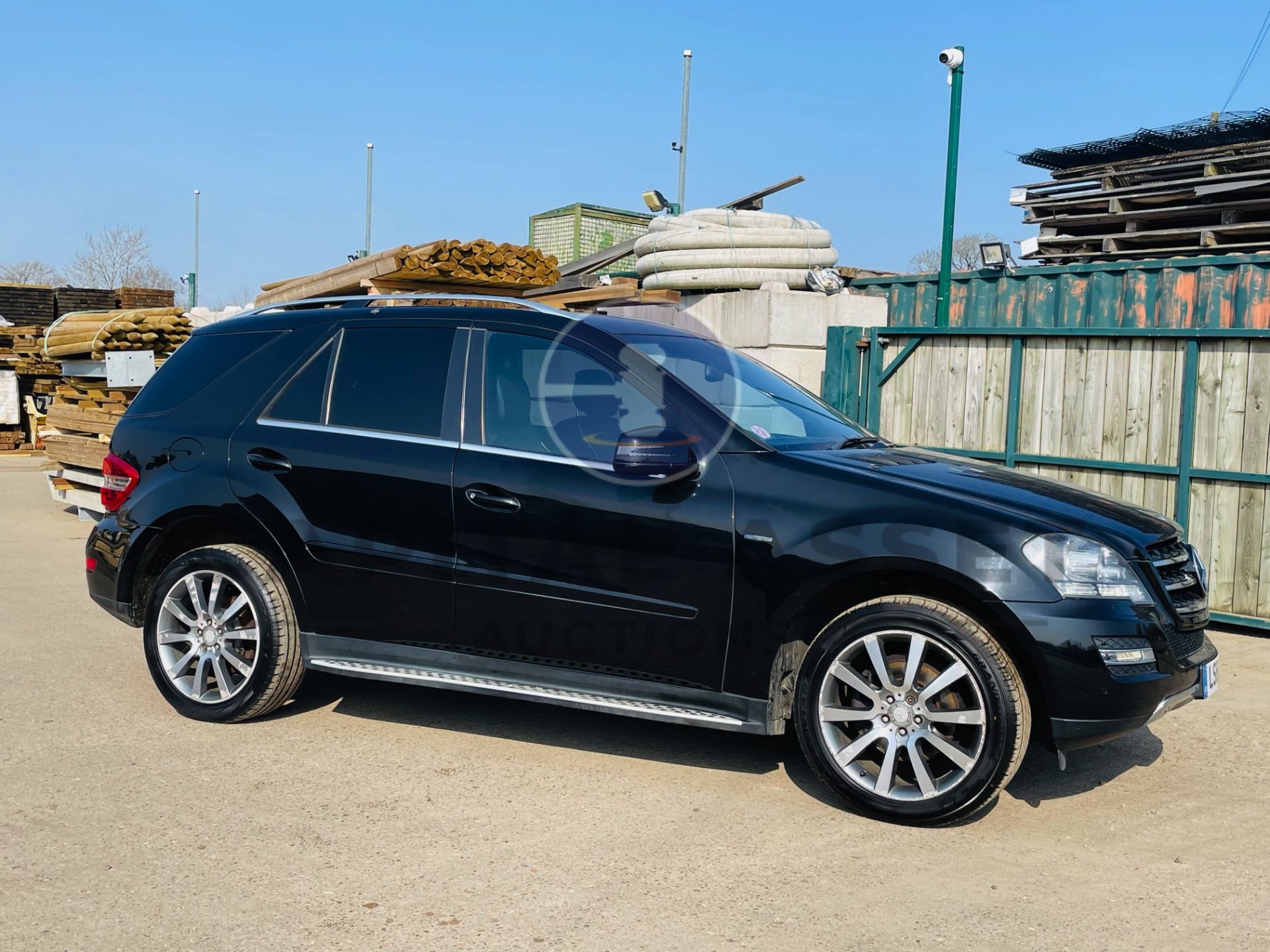 (On Sale) MERCEDES-BENZ ML 350 CDI *GRAND EDITION* SUV (61 REG) 3.0 DIESEL - AUTO *HUGE SPEC*