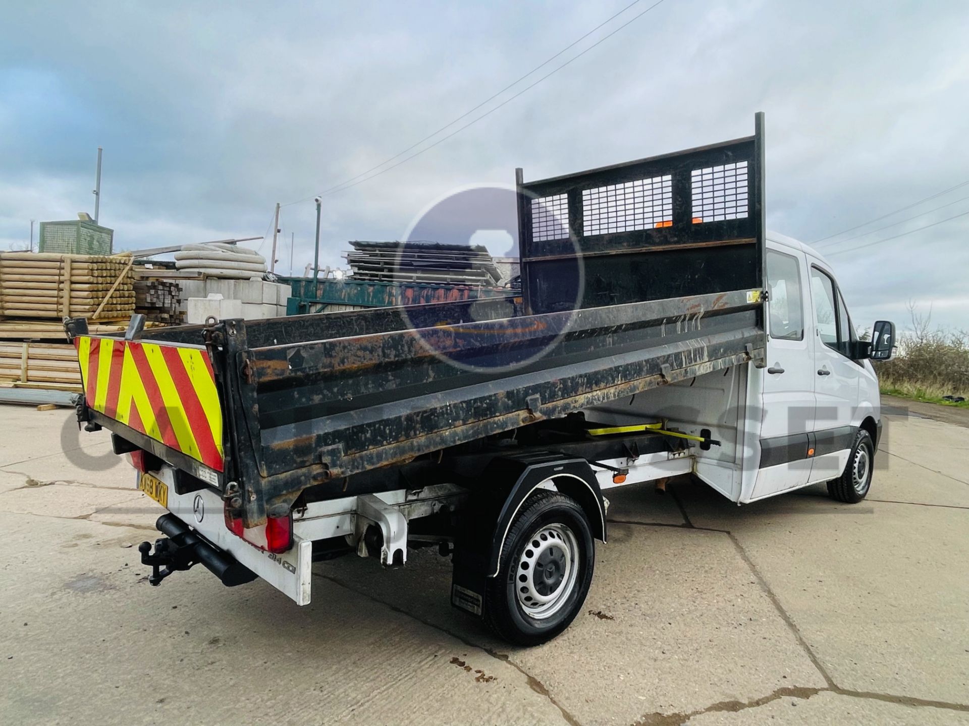 MERCEDES-BENZ SPRINTER 314 CDI *LWB - D/CAB TIPPER* (2019 - EURO 6) 140 BHP - 6 SPEED (1 OWNER) - Image 12 of 35