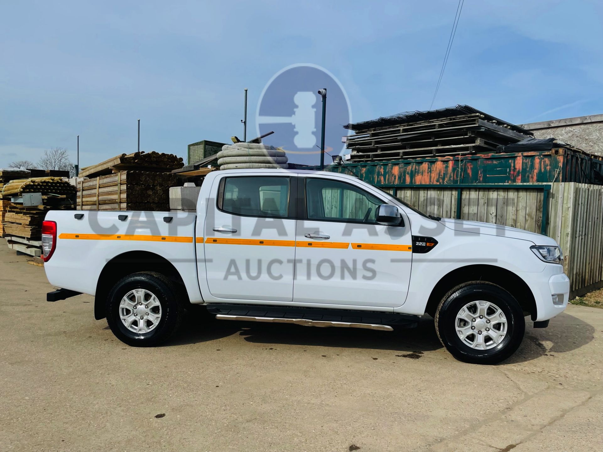 FORD RANGER *DOUBLE CAB PICK-UP* (2019 - EURO 6) 2.2 TDCI - 160 BHP (1 OWNER) *U-LEZ COMPLIANT* - Image 12 of 47