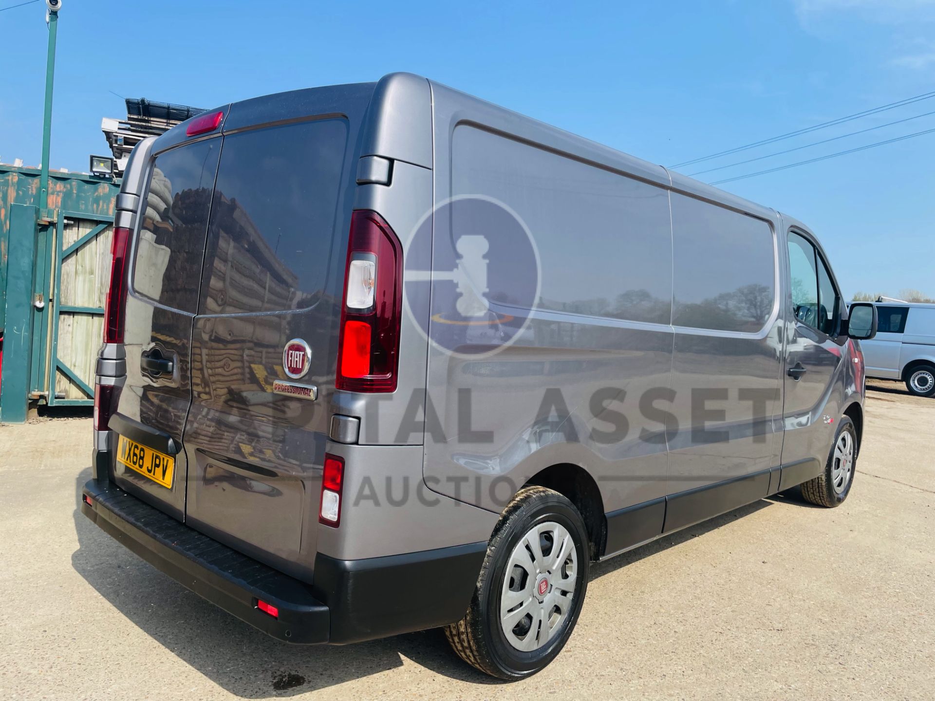 (On Sale) FIAT TALENTO SX *LWB VAN* (68 REG - EURO 6) '1.6 DIESEL - 6 SPEED' *NAV & A/C* (1 OWNER) - Image 12 of 43