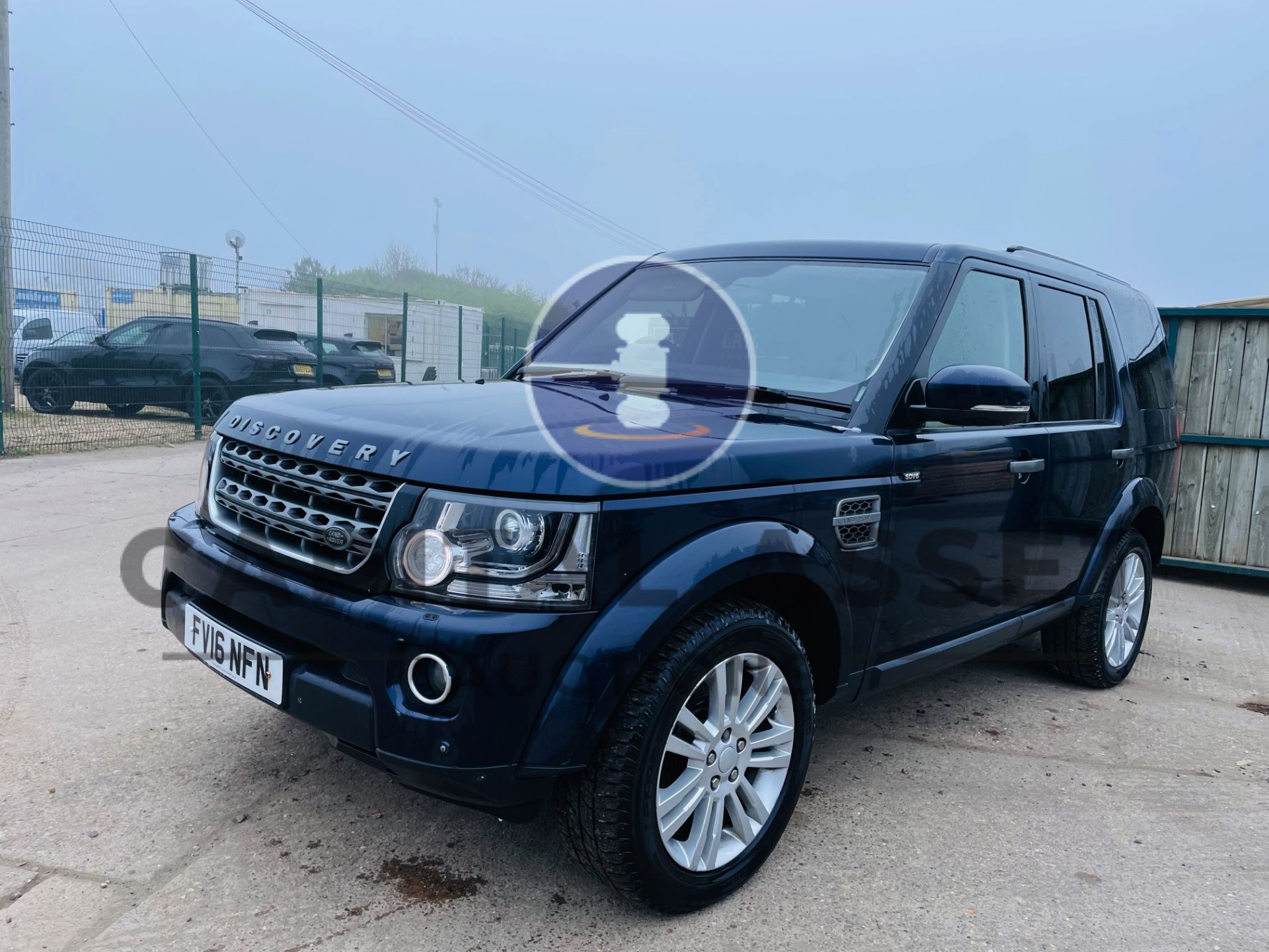 LAND ROVER DISCOVERY 4 *SE* SUV (2016 -FACELIFT) 3.0 SDV6 - 255 BHP - 8 SPEED AUTO *GREAT SPEC* - Image 5 of 52