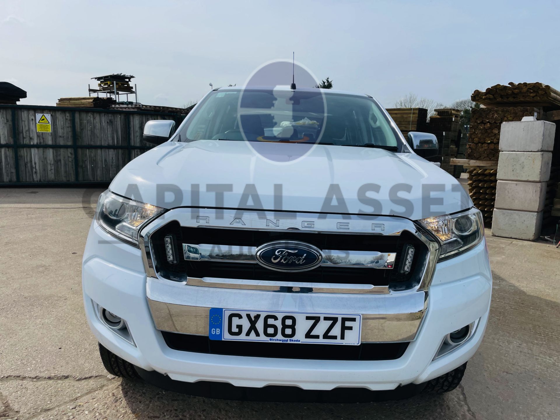 FORD RANGER *DOUBLE CAB PICK-UP* (2019 - EURO 6) 2.2 TDCI - 160 BHP (1 OWNER) *U-LEZ COMPLIANT* - Image 4 of 47