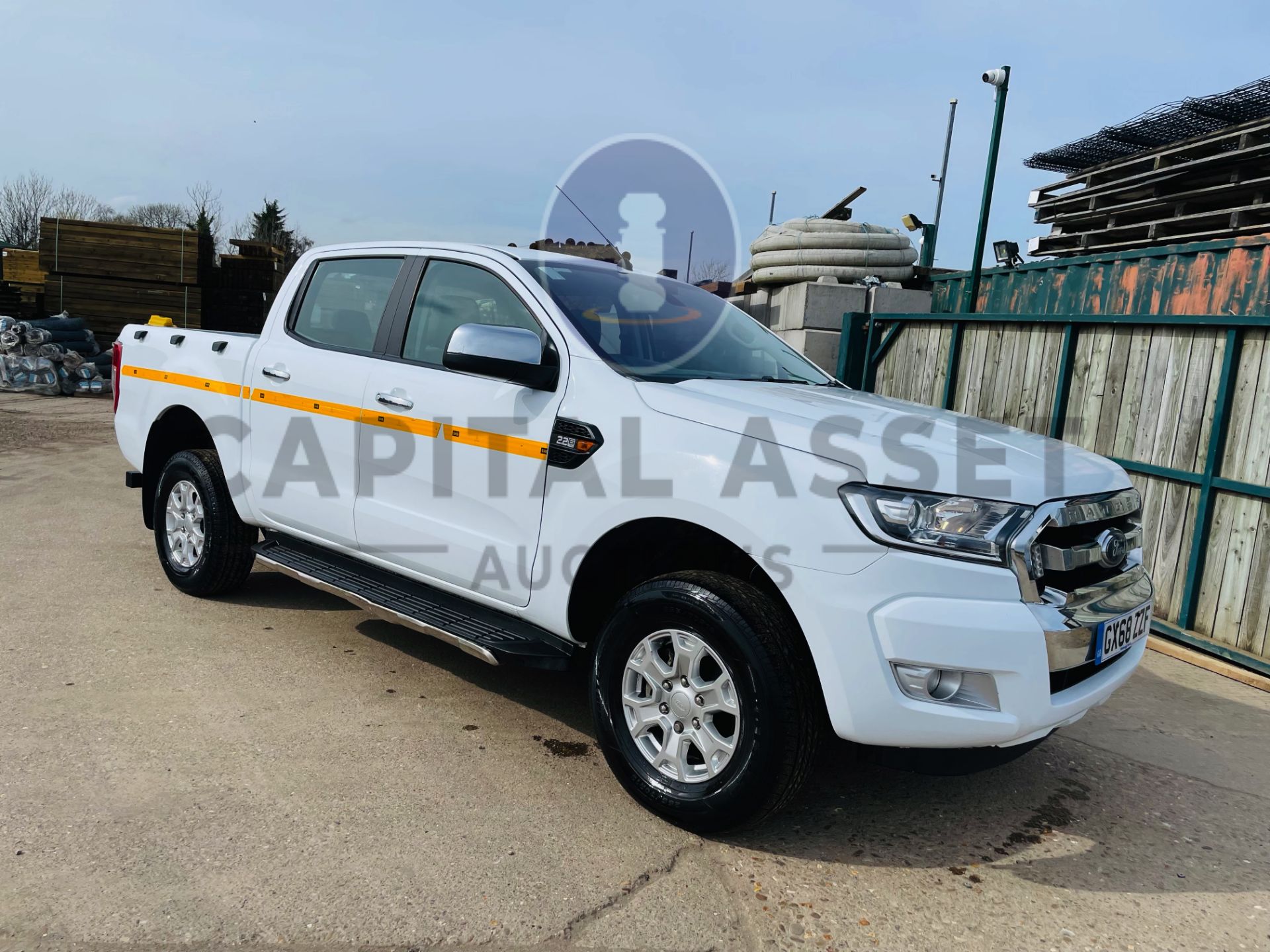 FORD RANGER *DOUBLE CAB PICK-UP* (2019 - EURO 6) 2.2 TDCI - 160 BHP (1 OWNER) *U-LEZ COMPLIANT* - Image 3 of 47