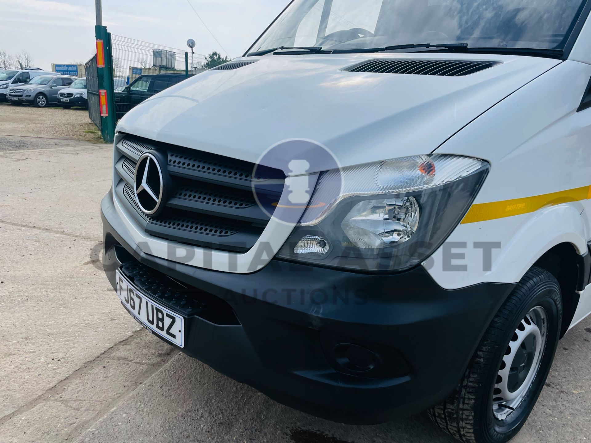 (On Sale) MERCEDES-BENZ SPRINTER 314 CDI *TIPPER* (67 REG - EURO 6) '140 BHP - 6 SPEED' (1 OWNER) - Image 16 of 39