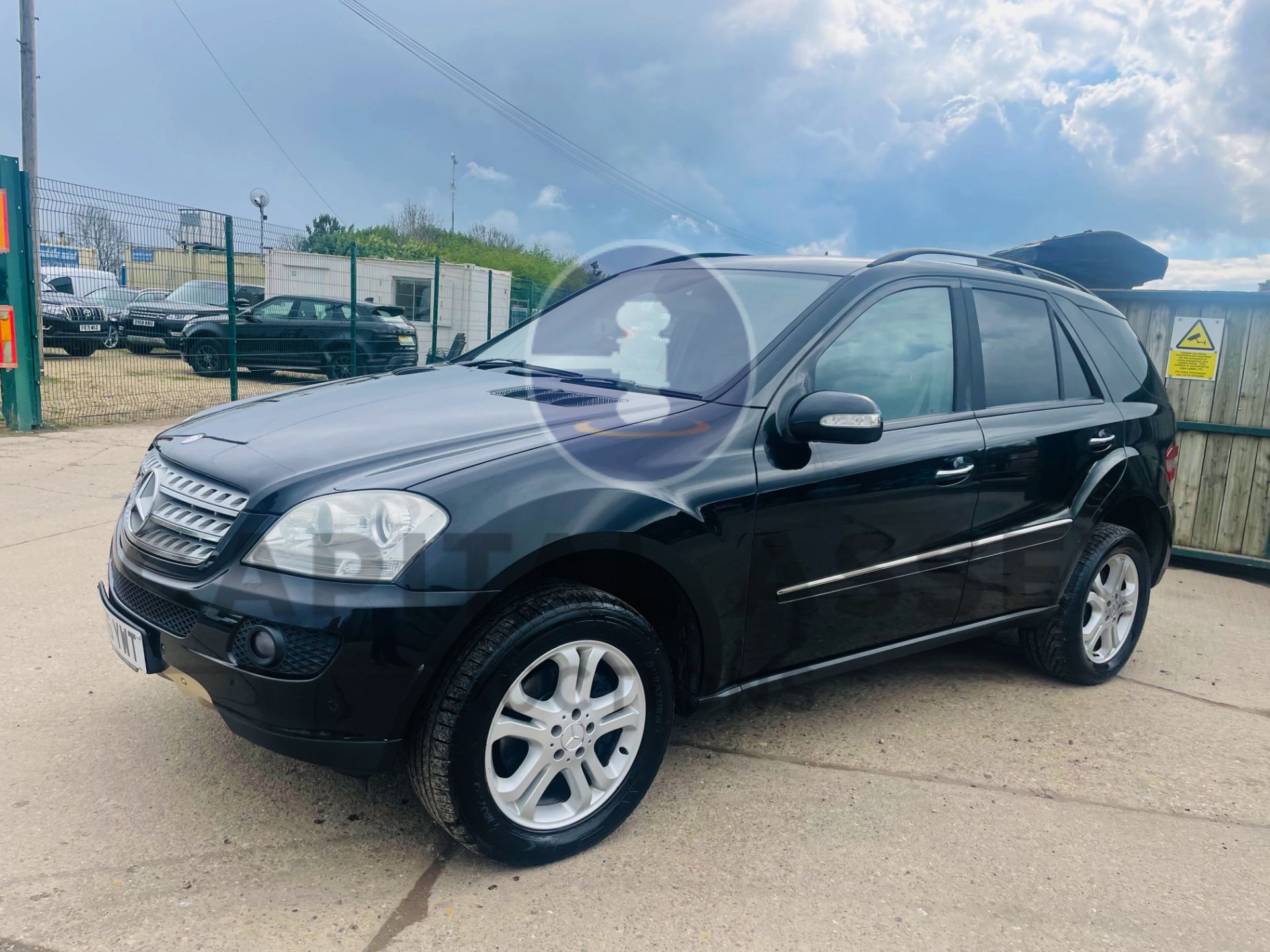 ON SALE MERCEDES-BENZ ML 320 CDI *SE EDITION* SUV (2007 MODEL) '3.0 DIESEL - AUTOMATIC' *LEATHER - Image 6 of 49