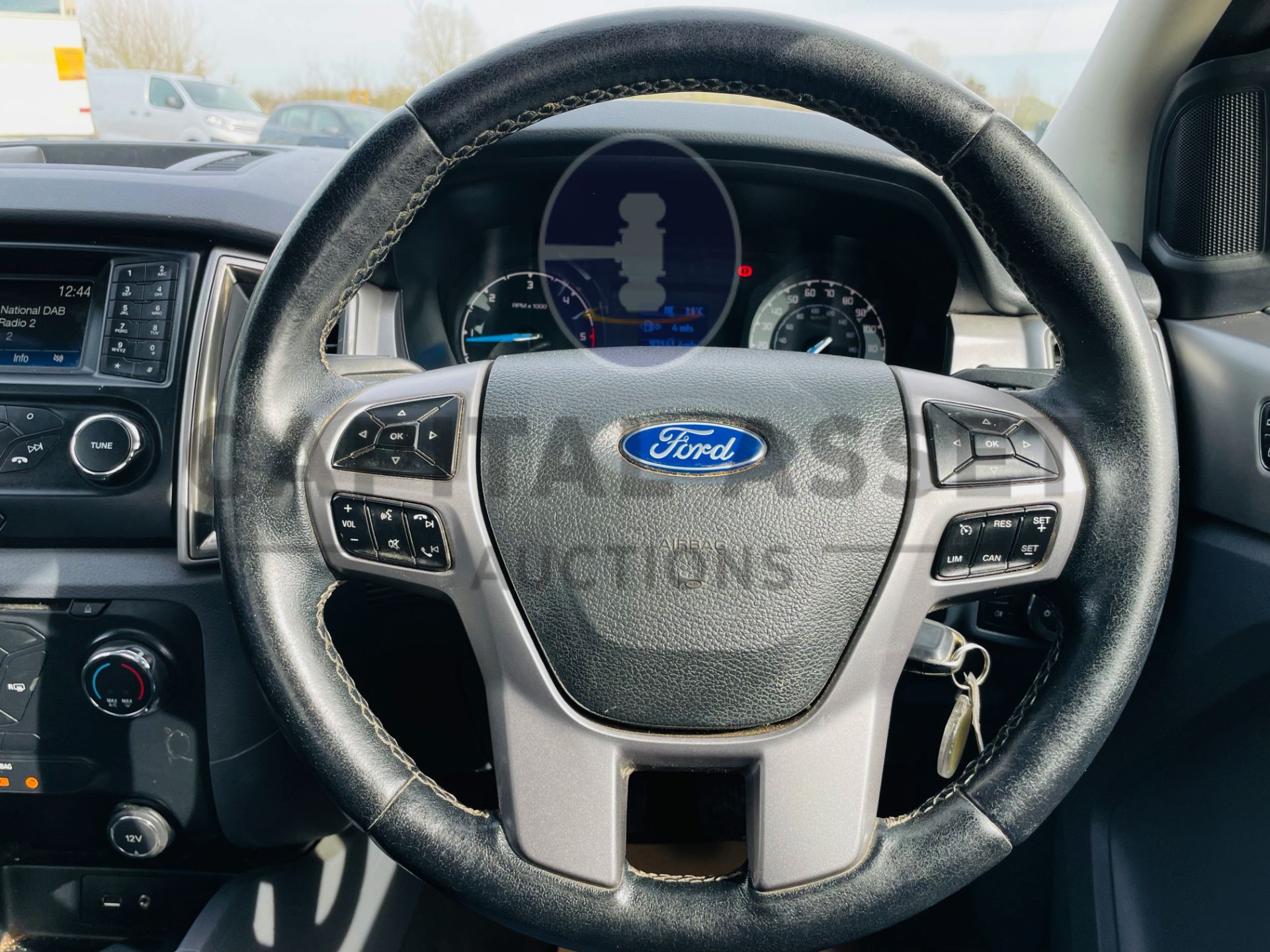 FORD RANGER *DOUBLE CAB PICK-UP* (2019 - EURO 6) 2.2 TDCI - 160 BHP (1 OWNER) *U-LEZ COMPLIANT* - Image 45 of 47