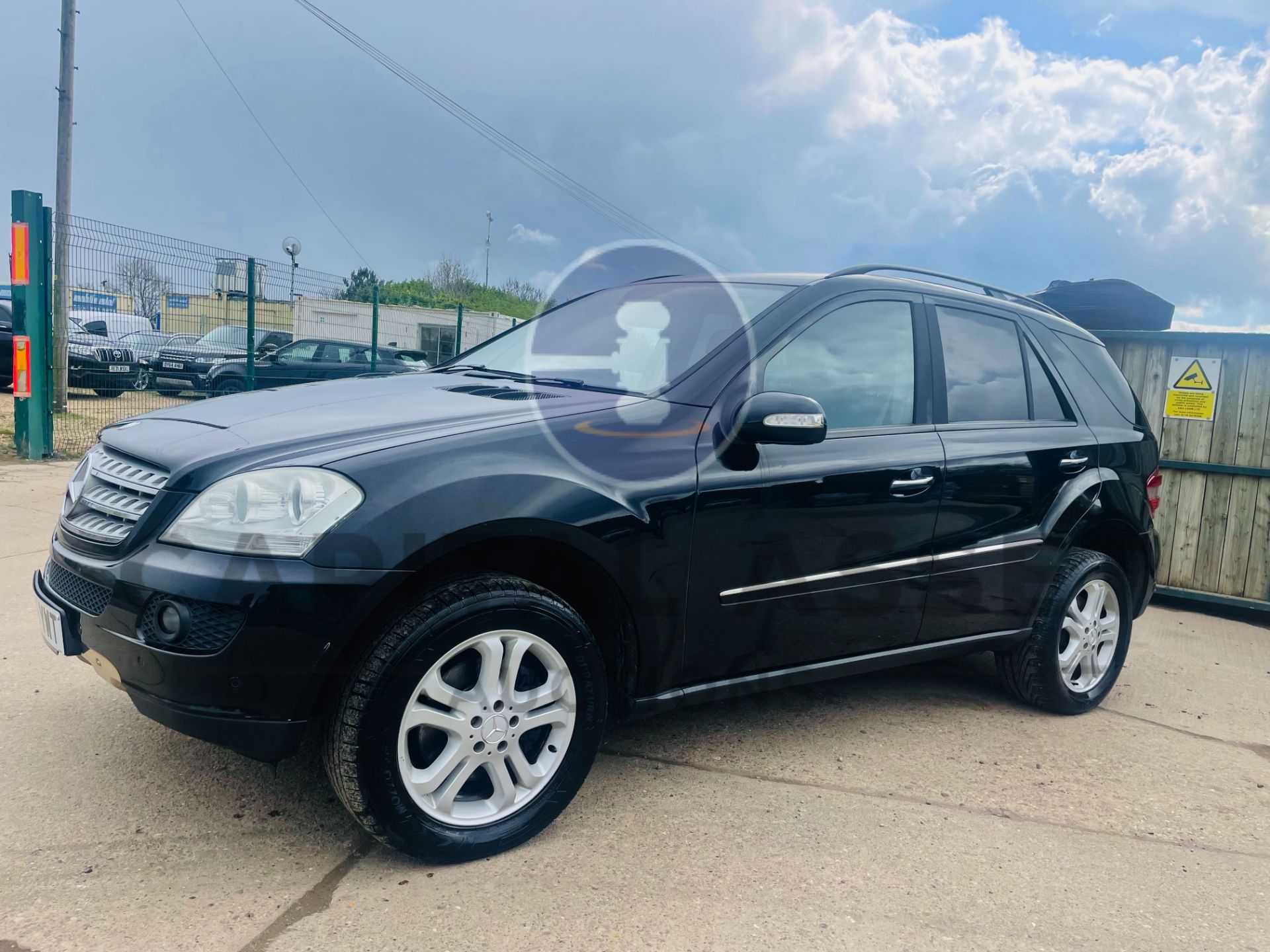 ON SALE MERCEDES-BENZ ML 320 CDI *SE EDITION* SUV (2007 MODEL) '3.0 DIESEL - AUTOMATIC' *LEATHER - Image 7 of 49
