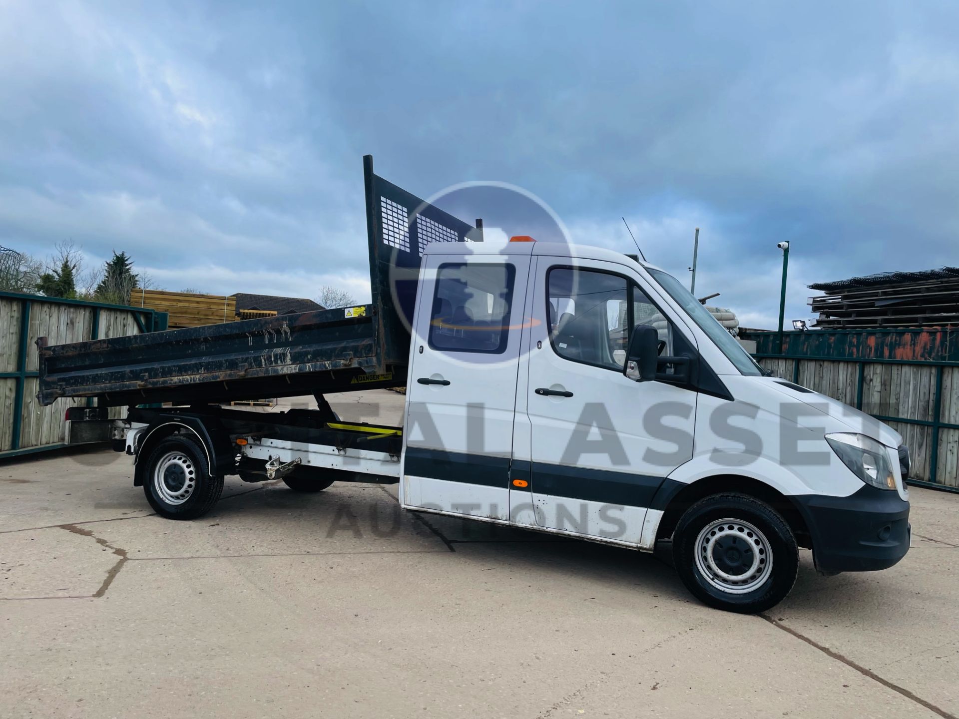 MERCEDES-BENZ SPRINTER 314 CDI *LWB - D/CAB TIPPER* (2019 - EURO 6) 140 BHP - 6 SPEED (1 OWNER)