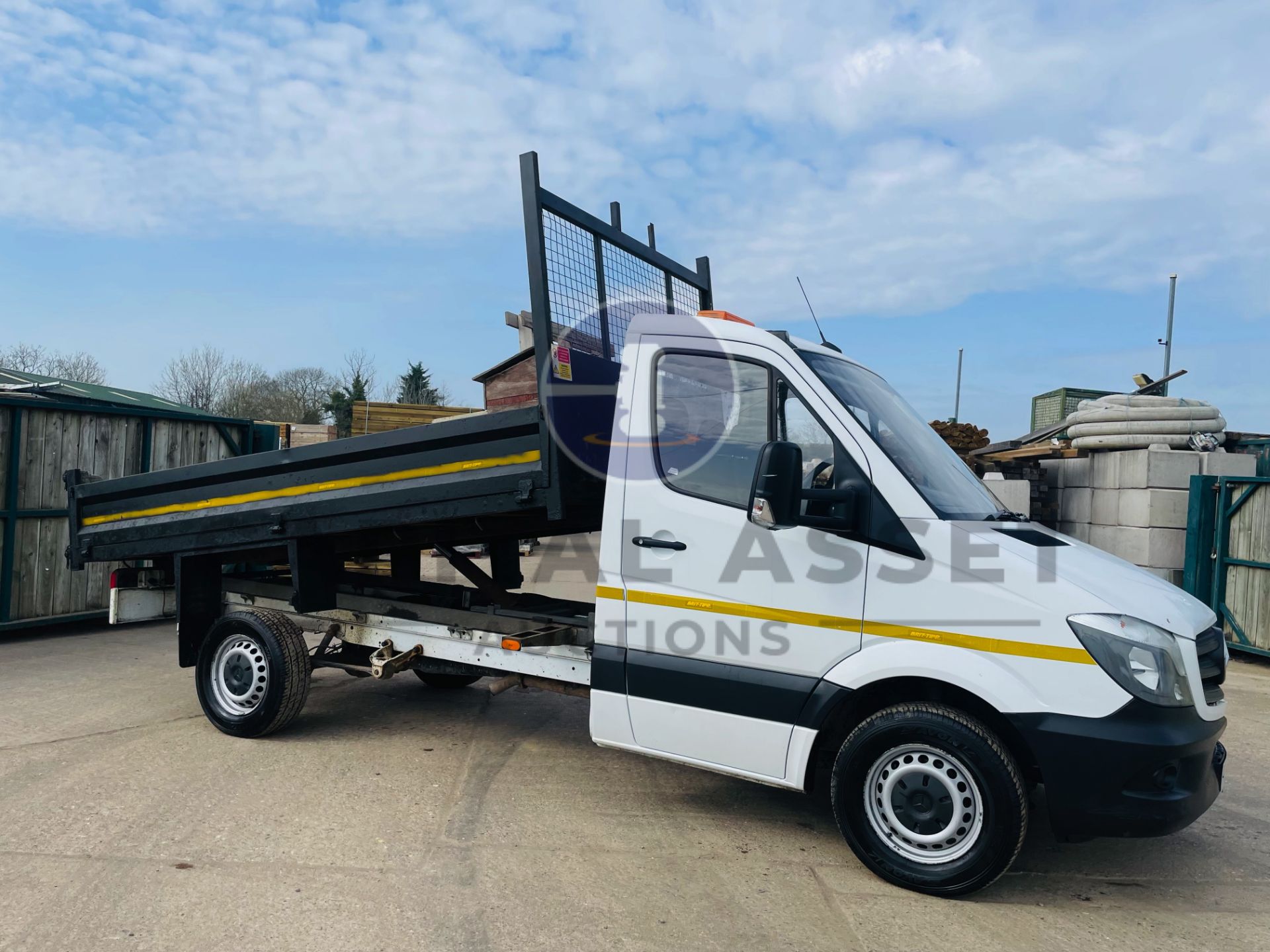 (On Sale) MERCEDES-BENZ SPRINTER 314 CDI *TIPPER* (67 REG - EURO 6) '140 BHP - 6 SPEED' (1 OWNER)