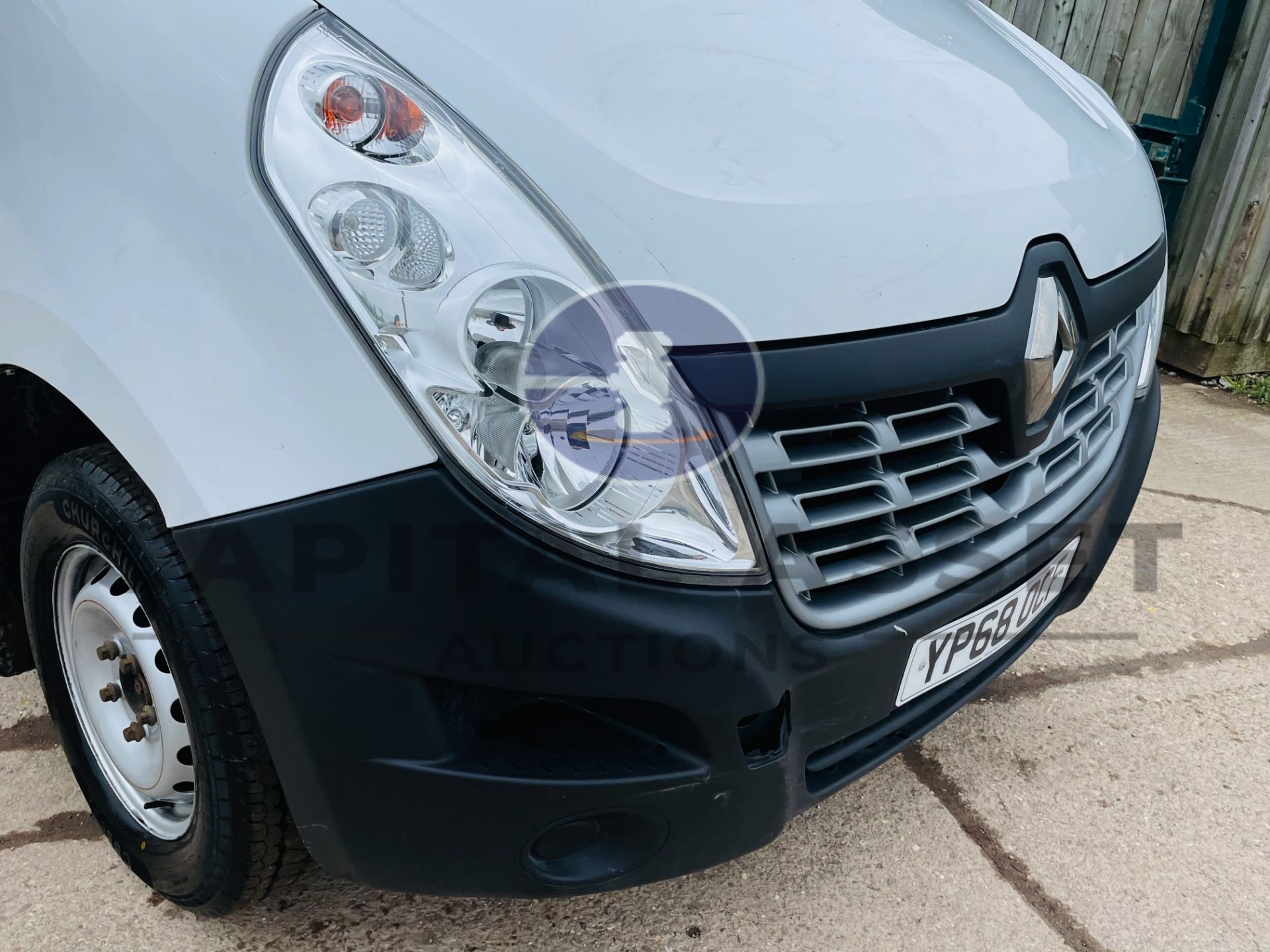 (On Sale) RENAULT MASTER *LWB - EXTRA HI-ROOF* PANEL VAN (68 REG-EURO 6) '2.3 DCI-6 SPEED' *SAT NAV* - Image 15 of 37