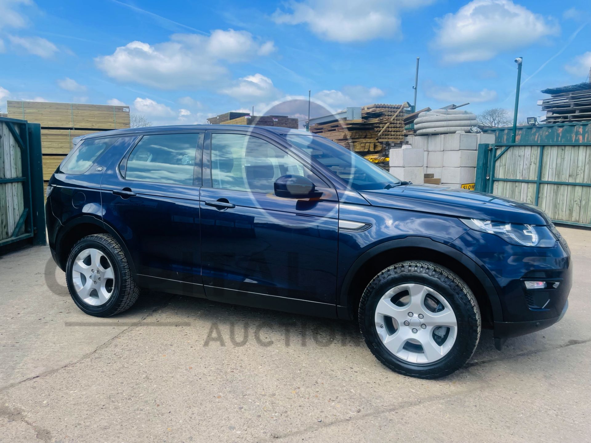 (On Sale) LAND ROVER DISCOVERY SPORT *SE TECH* 5 DOOR SUV (2016) 2.0 TD4-AUTO STOP/START *HUGE SPEC*