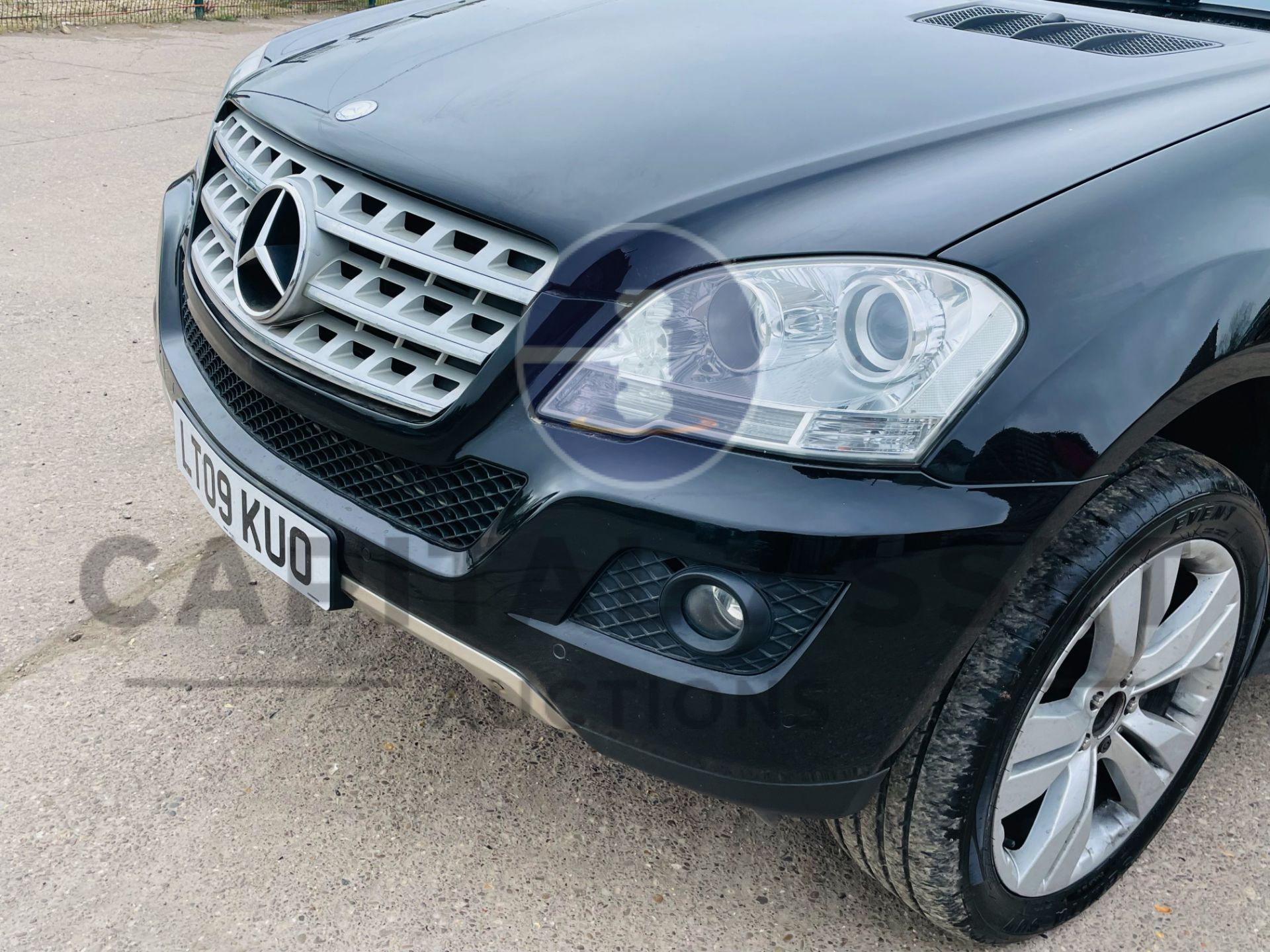 (On Sale) MERCEDES ML 320 CDI *SPORT* SUV (2009) 3.0 DIESEL - 7G TRONIC AUTO *HUGE SPEC* (NO VAT) - Image 17 of 55