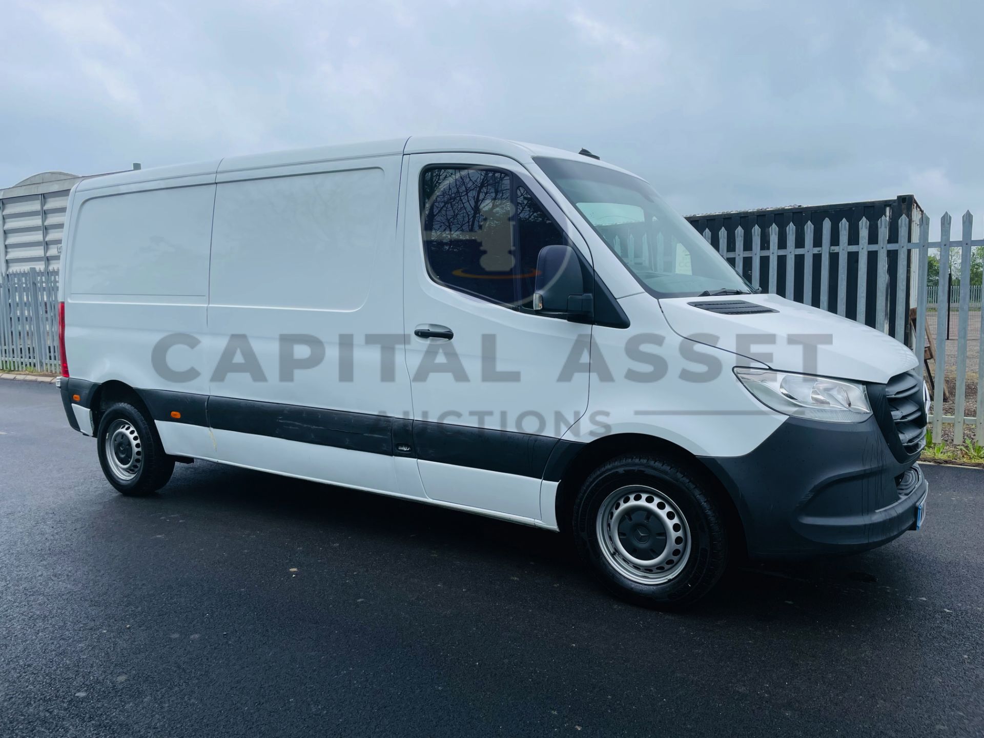 (ON SALE) MERCEDES SPRINTER 314CDI "140BHP" MWB (2021 MODEL) 1 OWNER - ONKY 44000 MILES *EURO 6* - Image 7 of 15