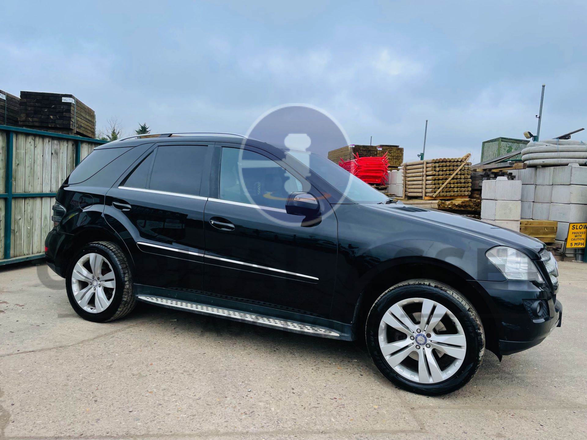 (On Sale) MERCEDES ML 320 CDI *SPORT* SUV (2009) 3.0 DIESEL - 7G TRONIC AUTO *HUGE SPEC* (NO VAT)