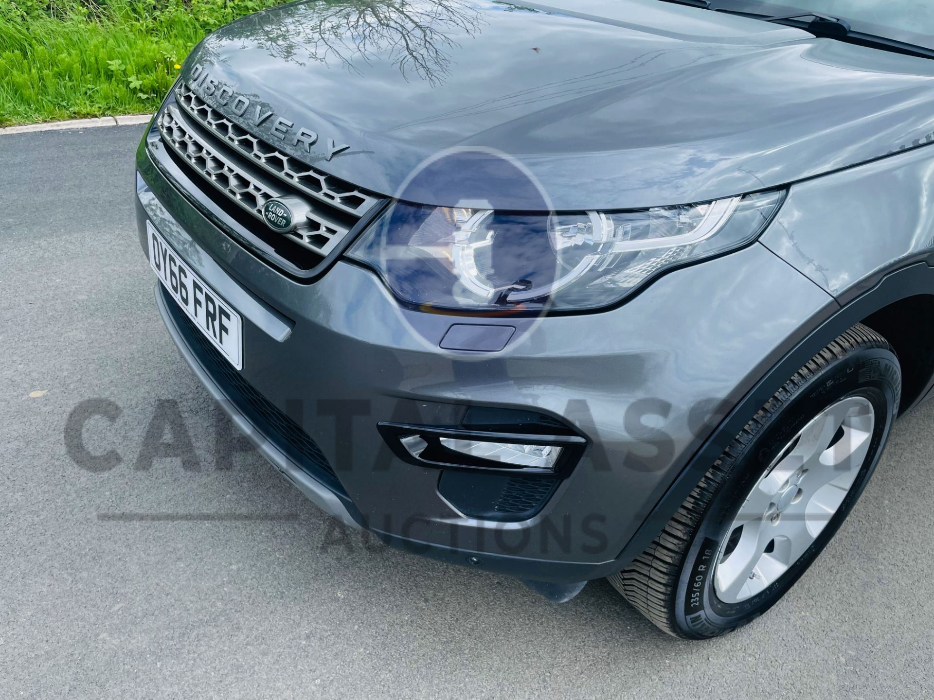 (ON SALE) LAND ROVER DISCOVERY SPORT *SE TECH* SUV (2017 - EURO 6) 2.0 TD4 - AUTO STOP/START(NO VAT) - Image 16 of 51