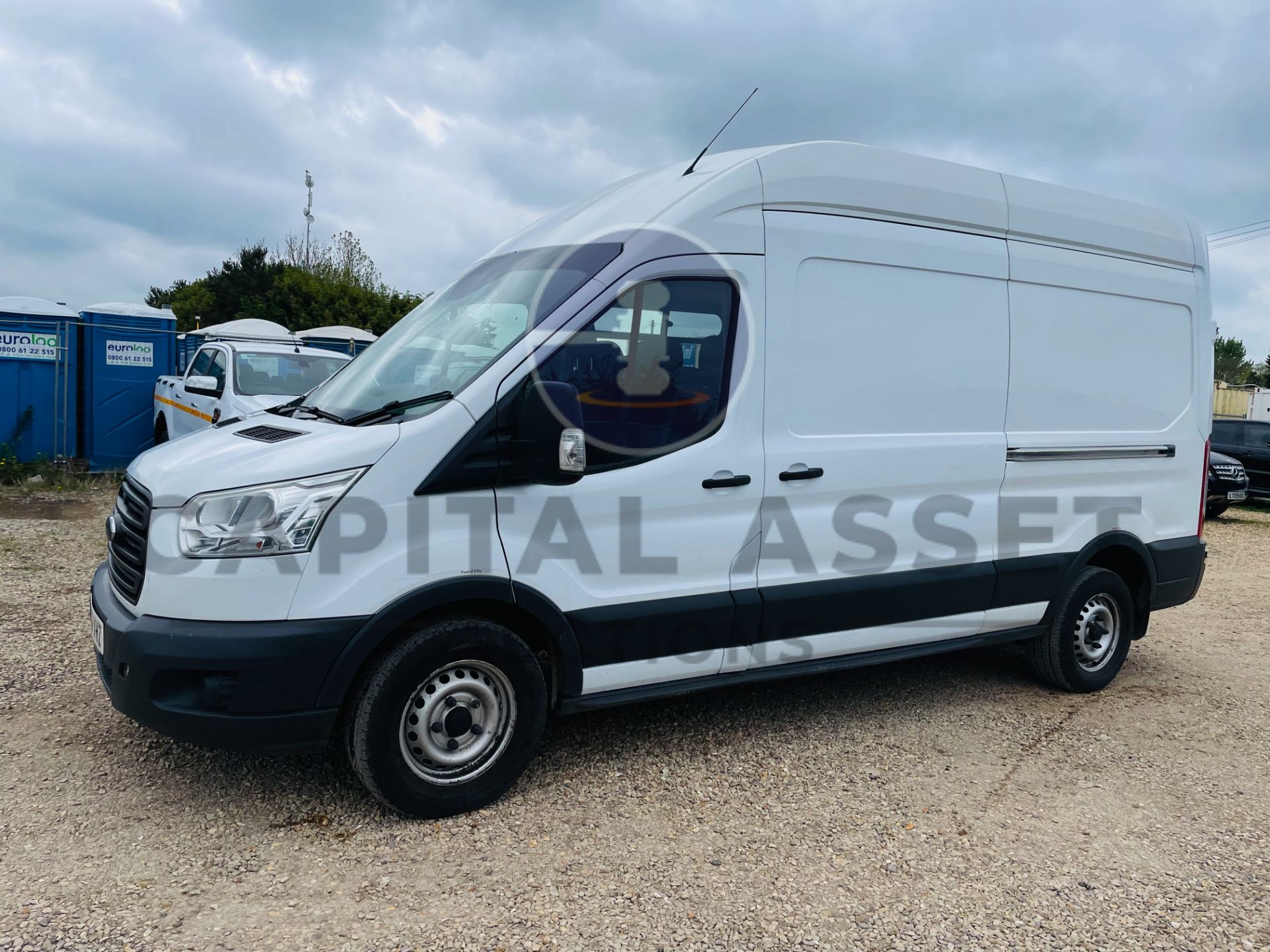 (On Sale) FORD TRANSIT 125 T350 *LWB HI-ROOF - MESSING UNIT / WELFARE VAN* (2017 - EURO 6) 2.2 TDCI - Image 7 of 44