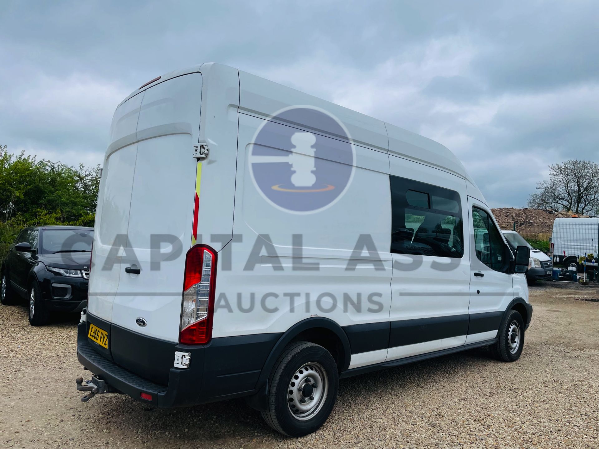 (On Sale) FORD TRANSIT 125 T350 *LWB HI-ROOF - MESSING UNIT / WELFARE VAN* (2017 - EURO 6) 2.2 TDCI - Image 12 of 44