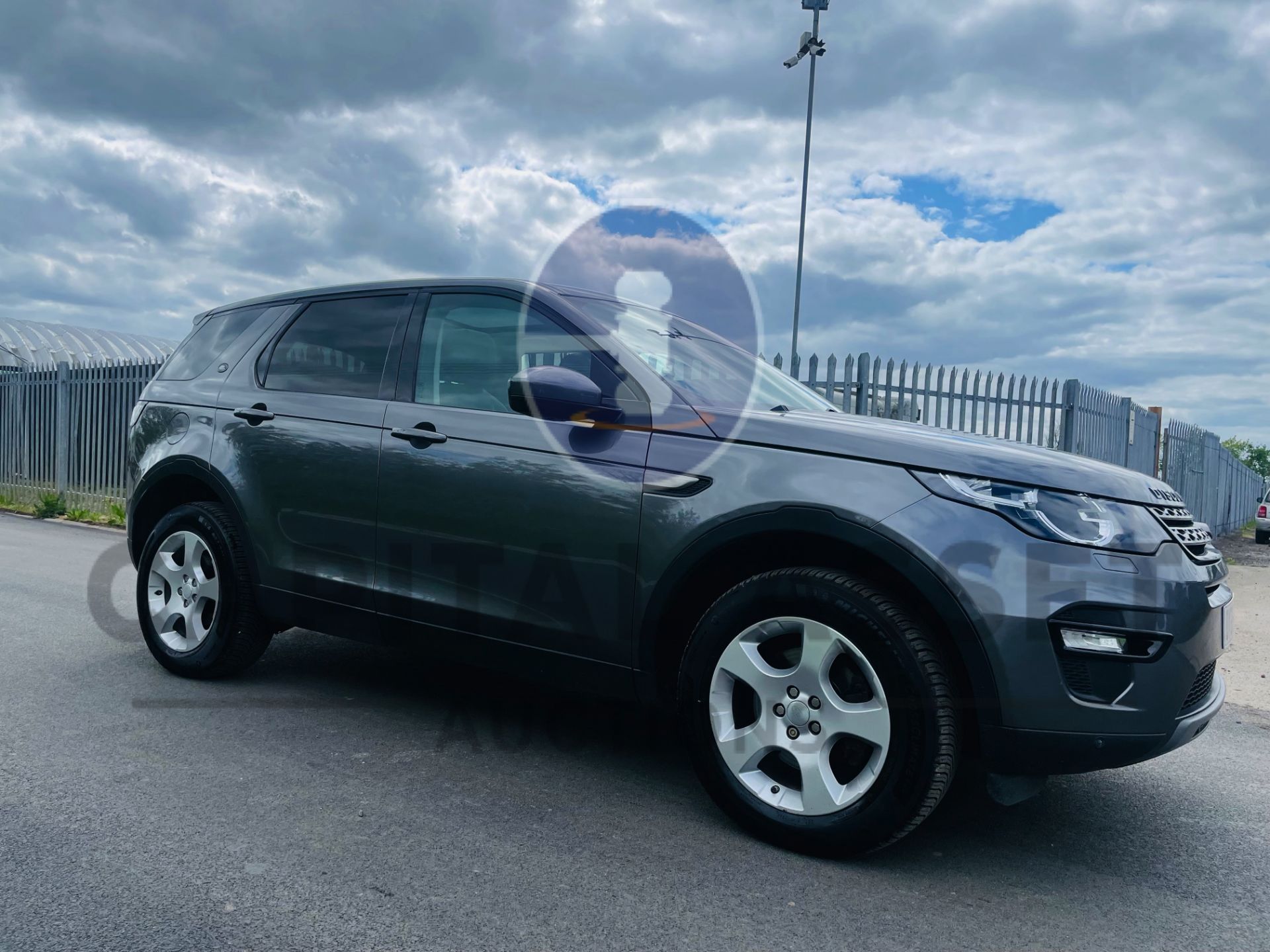 (ON SALE) LAND ROVER DISCOVERY SPORT *SE TECH* SUV (2017 - EURO 6) 2.0 TD4 - AUTO STOP/START(NO VAT)