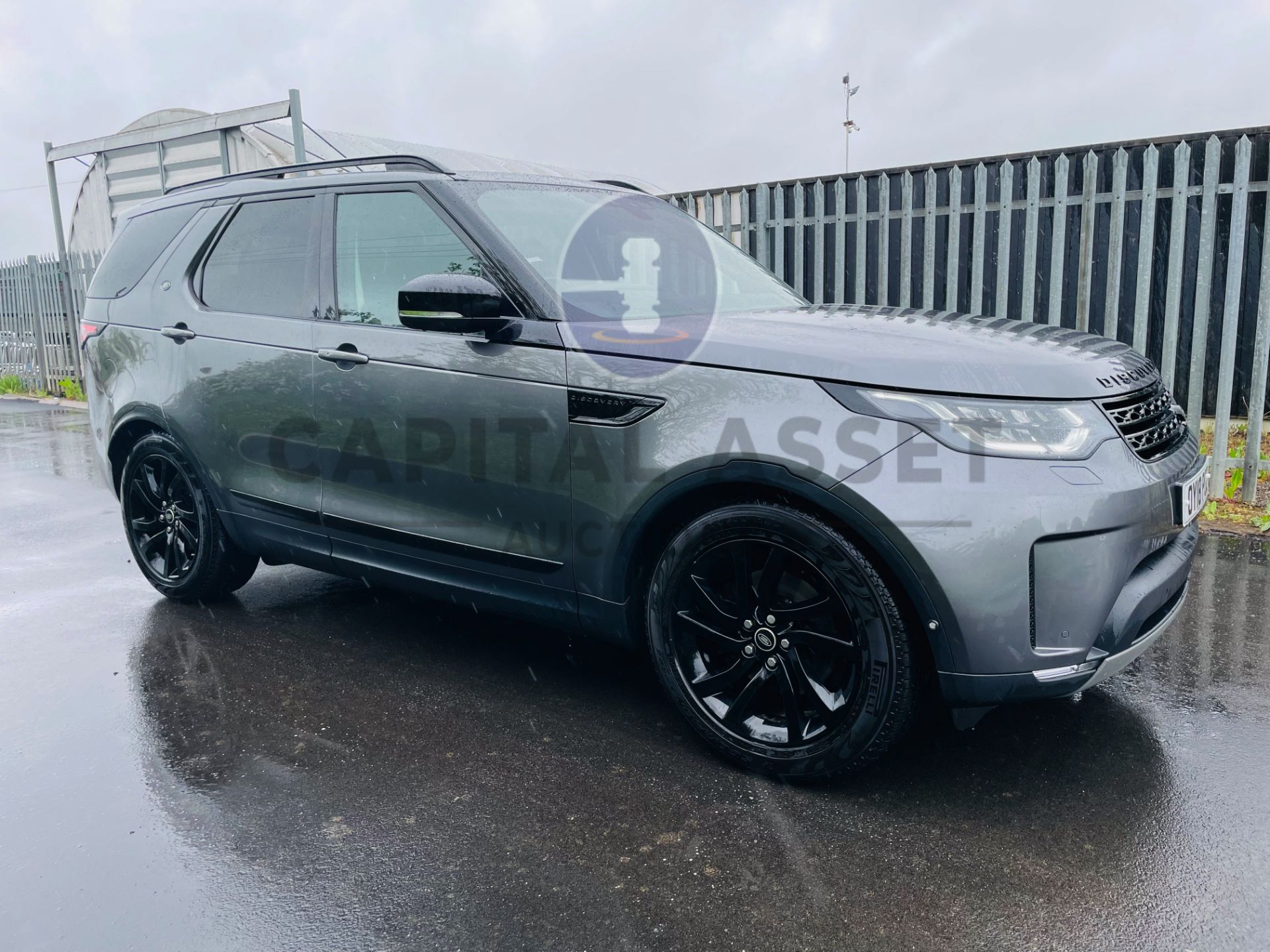 ON SALE LANDROVER DISCOVERY 3.0 TDV6 "HSE LUXURY" 7 SEATER (18 REG) FLRSH - REAR ENTERTAINMENT - Image 6 of 39