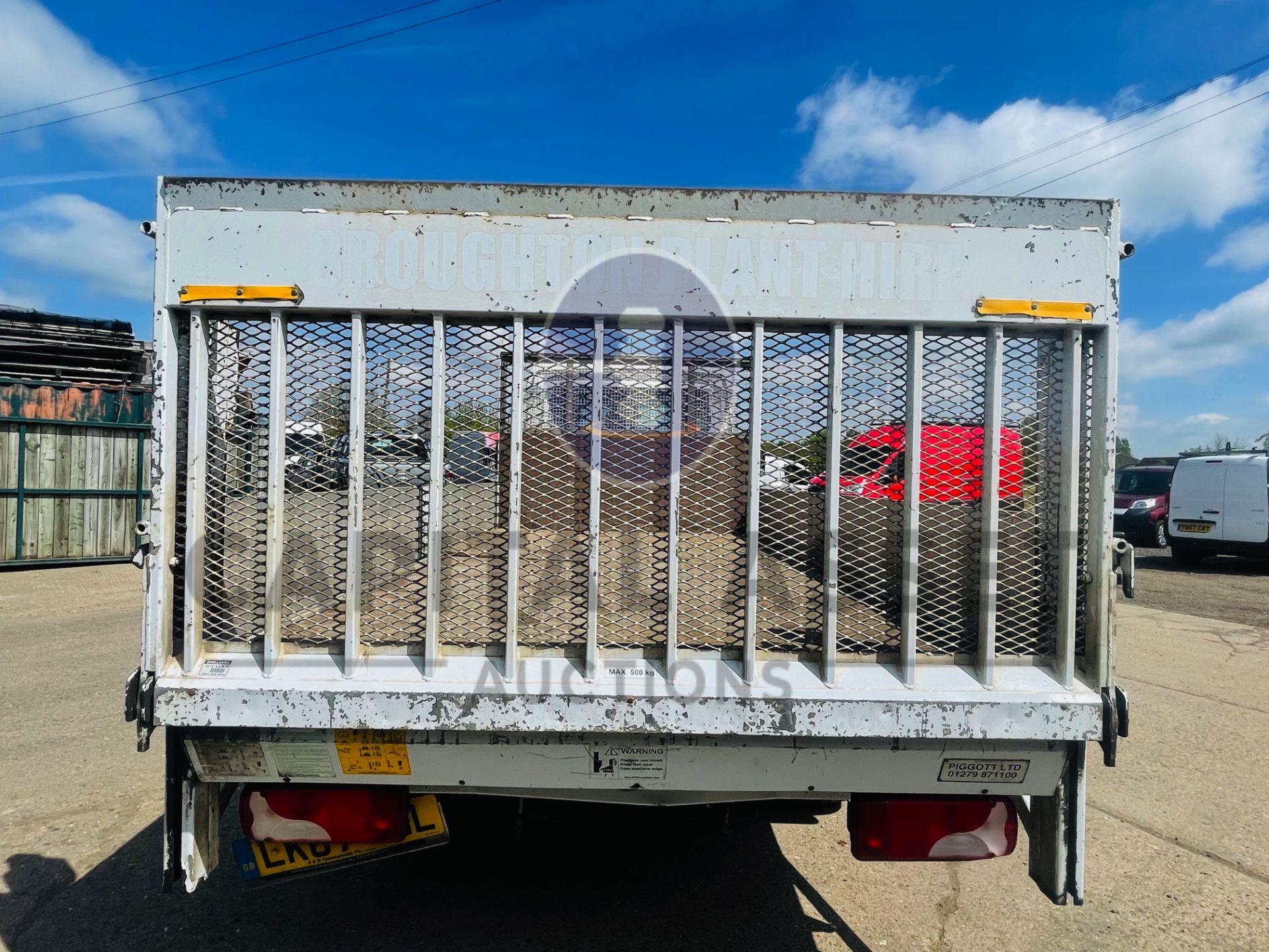 MERCEDES-BENZ SPRINTER 316 CDI *LWB - DROPSIDE TRUCK* (2018 - EURO 6) '160 BHP - 6 SPEED' - Image 11 of 37