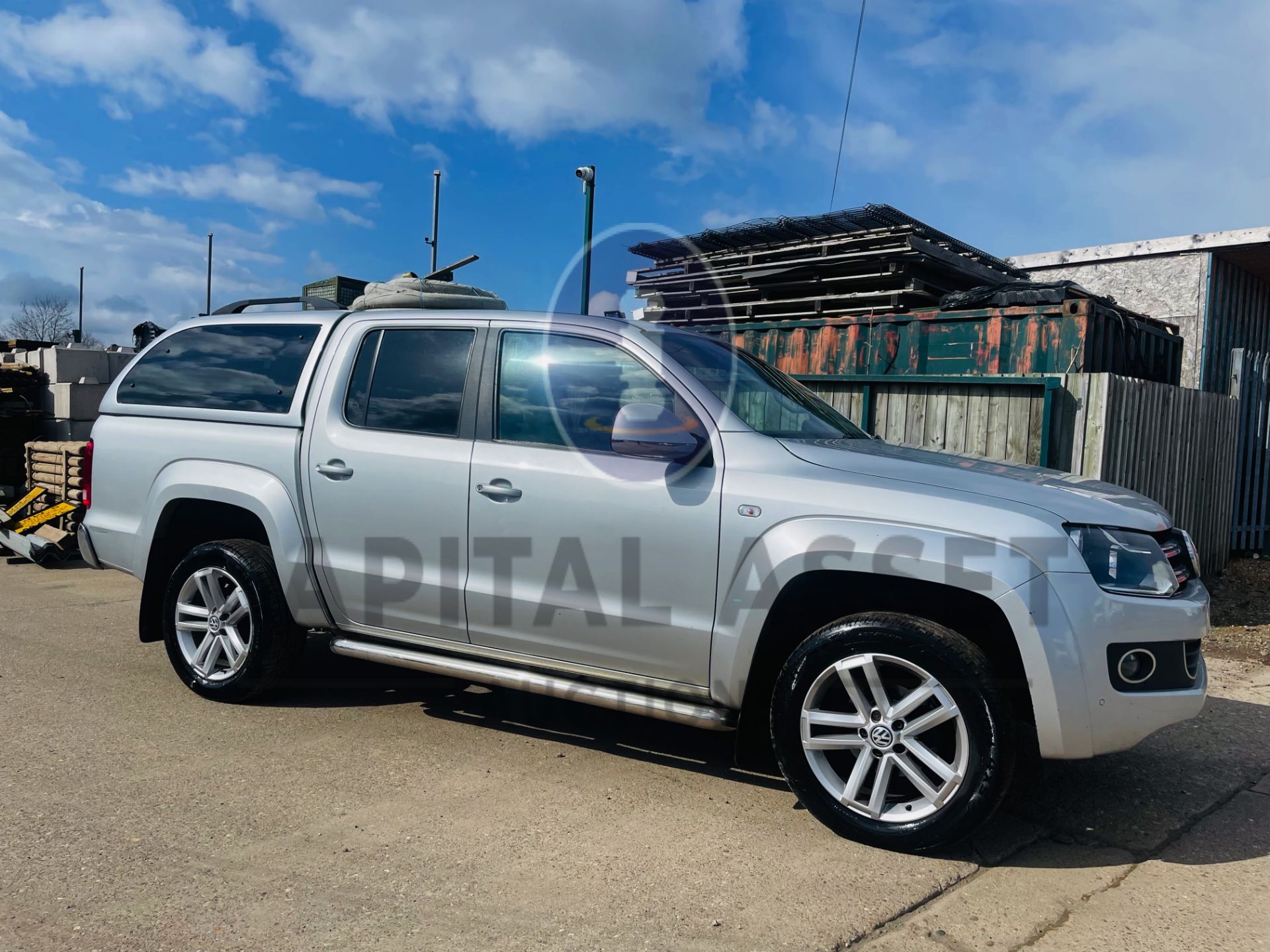 VOLKSWAGEN AMAROK *HIGHLINE* D/CAB PICK-UP (66 REG -EURO 6) 4MOTION - AUTO *LEATHER & NAV*