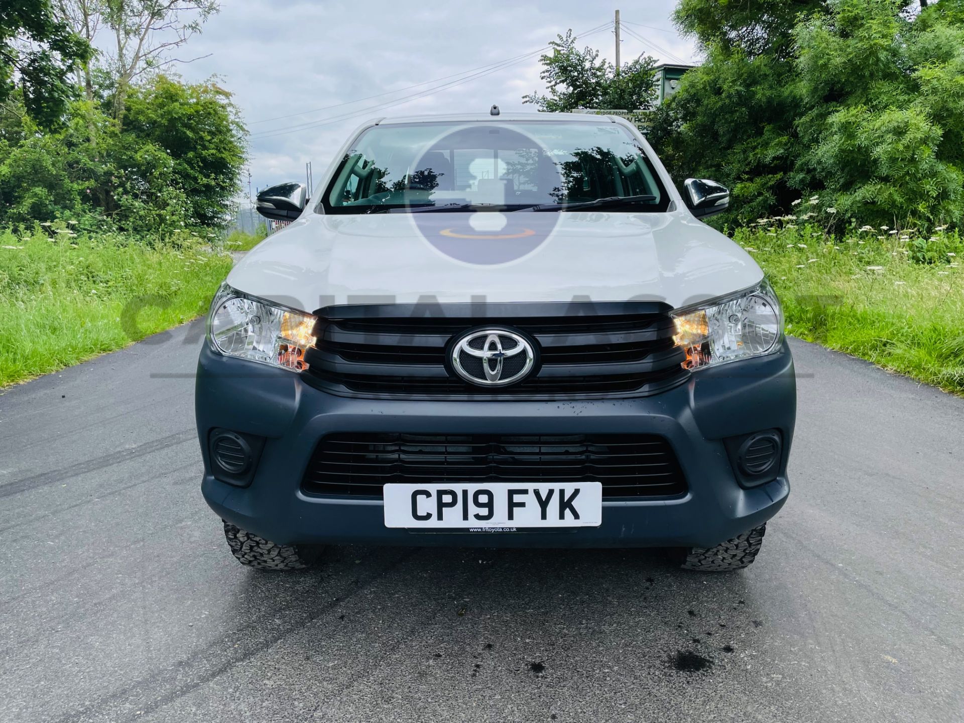 TOYOTA HILUX"ACTIVE" 2.4 D4-D 4 DOOR D/C PICK UP (19 REG) ONLY 41K MILES FSH - AIR CON - 1 OWNER - Image 4 of 25